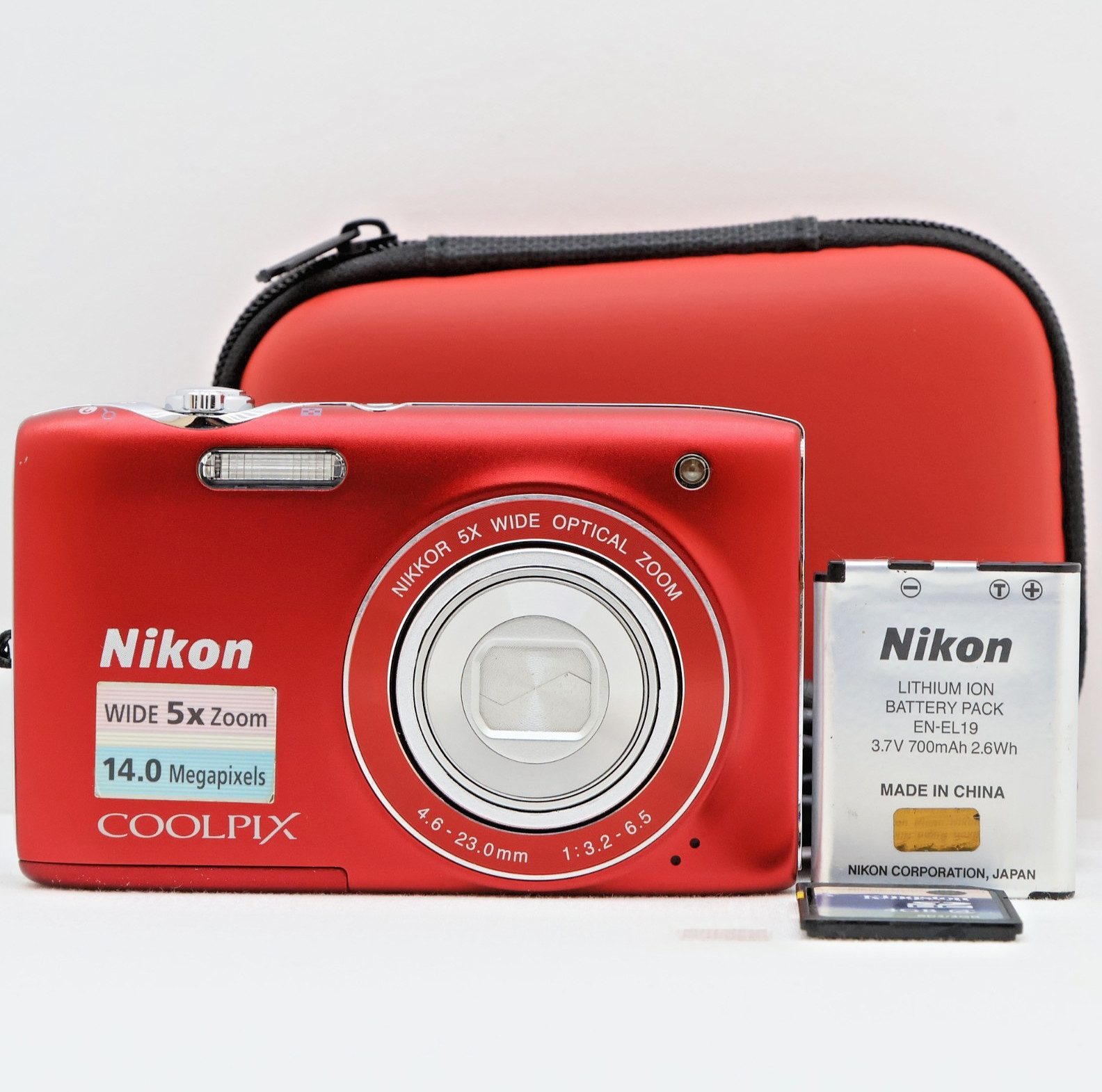 Nikon Coolpix S3100 14.0MP Compact Digital Camera Red Tested Full Kit