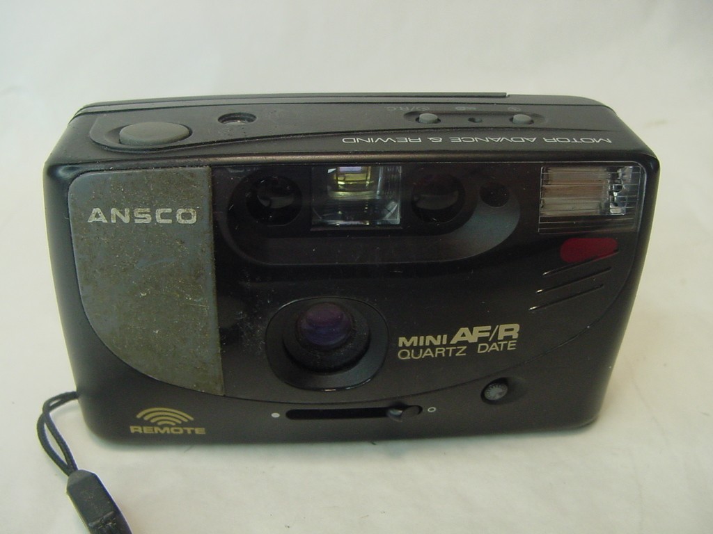 ANSCO MINI AF/R QUARTZ DATE FILM POINT & SHOOT CAMERA