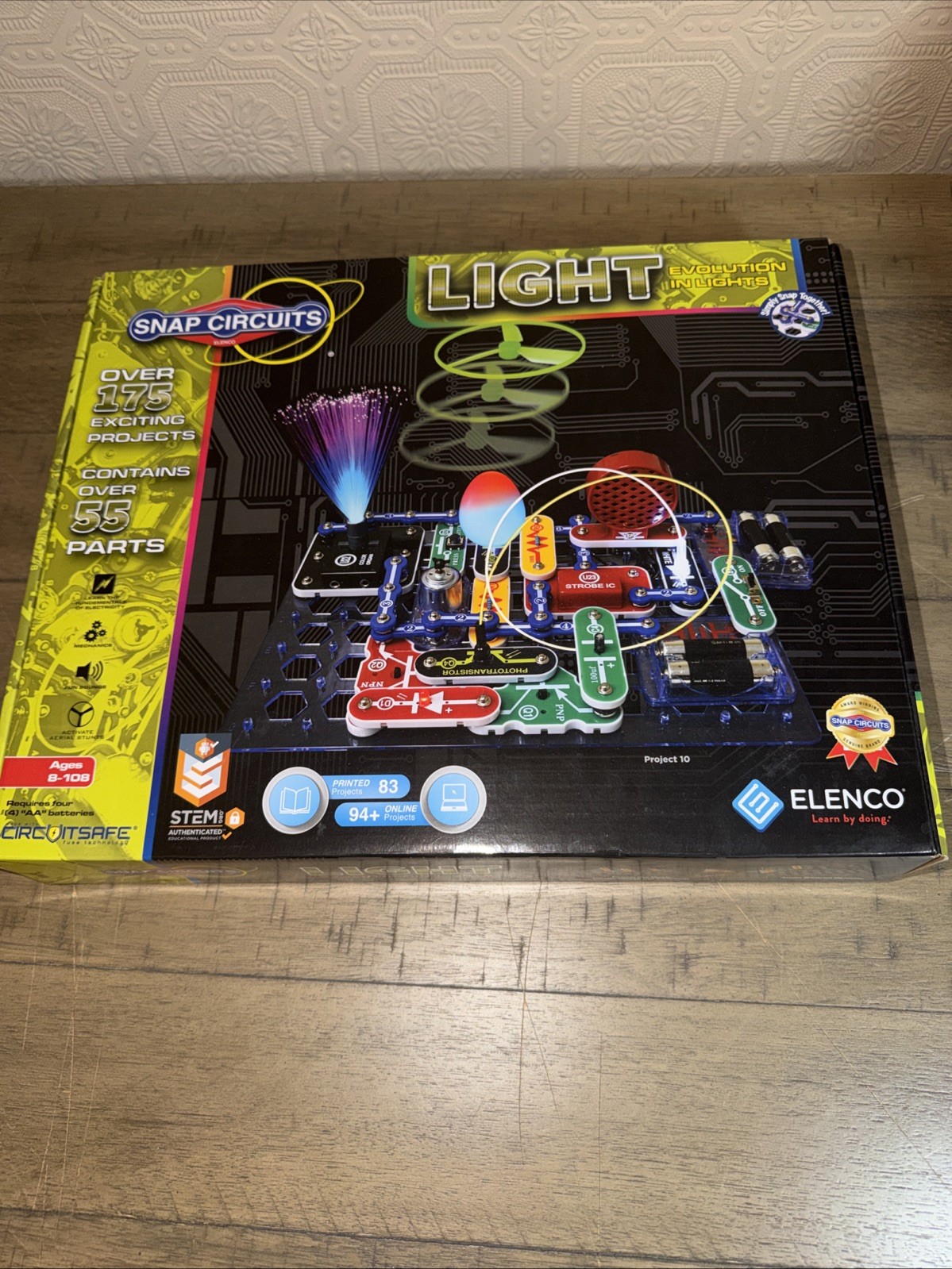Snap Circuits LIGHT Electronics Exploration Kit Opened Box SCL-175 Fiber Optics