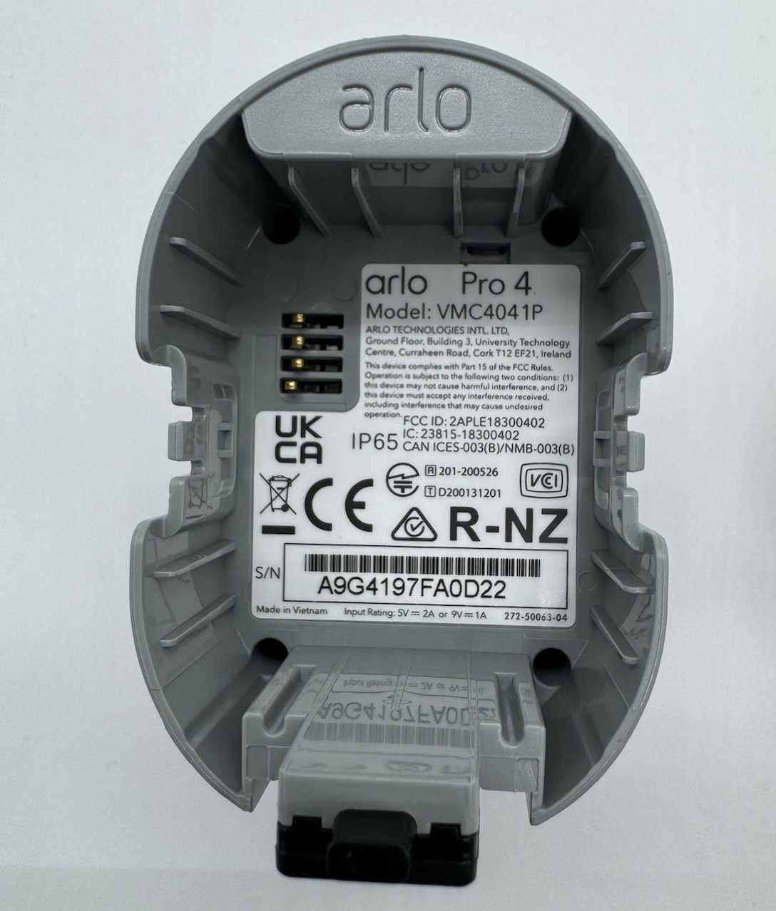 Arlo Pro 4 Model: VMC4041P Add-on Spotlight Indoor/Outdoor Camera - White (READ}