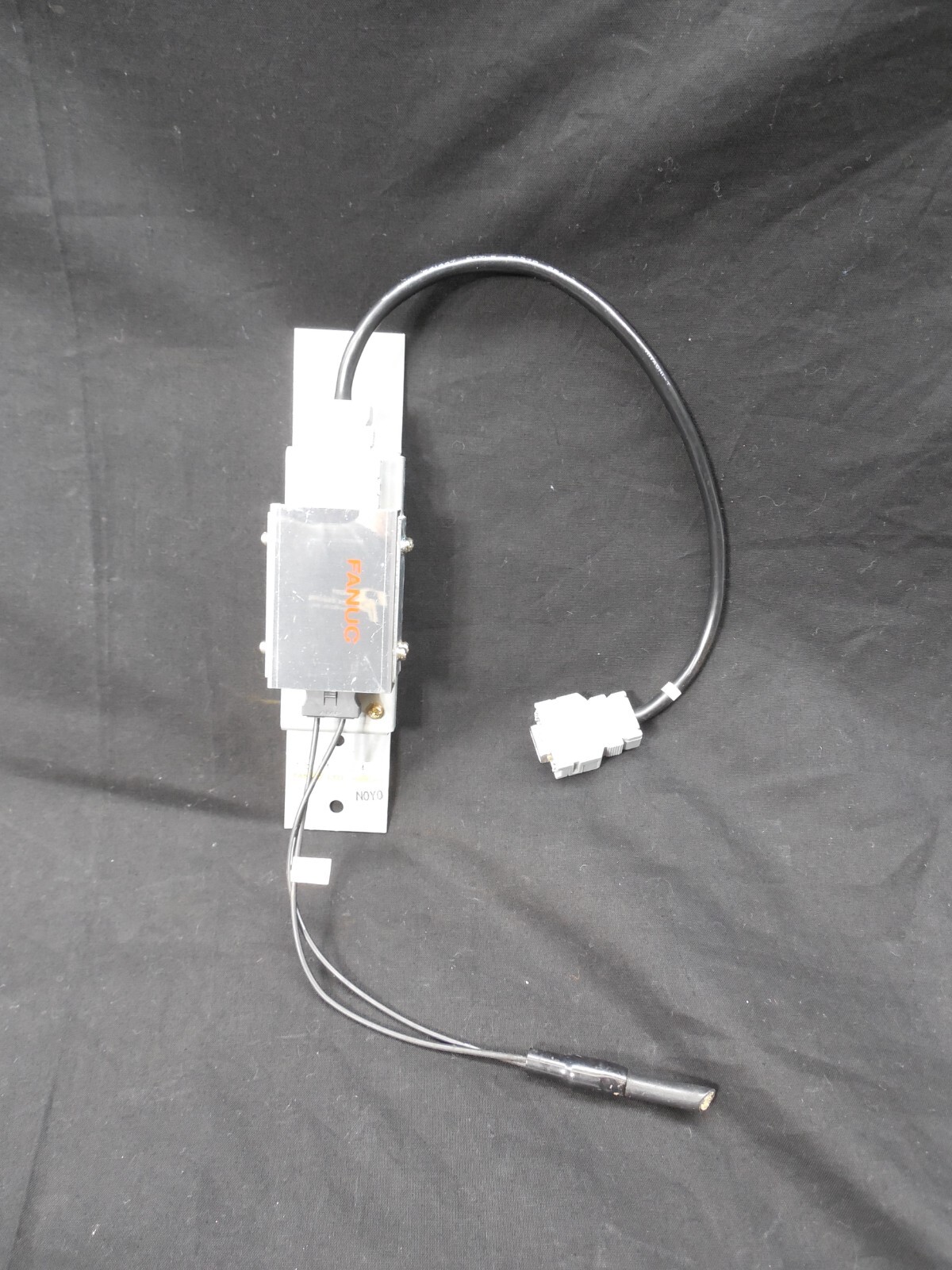 FANUC  A05B-2400-C314 ROBOTIC CONTROLLER BRAKE RELEASE ?