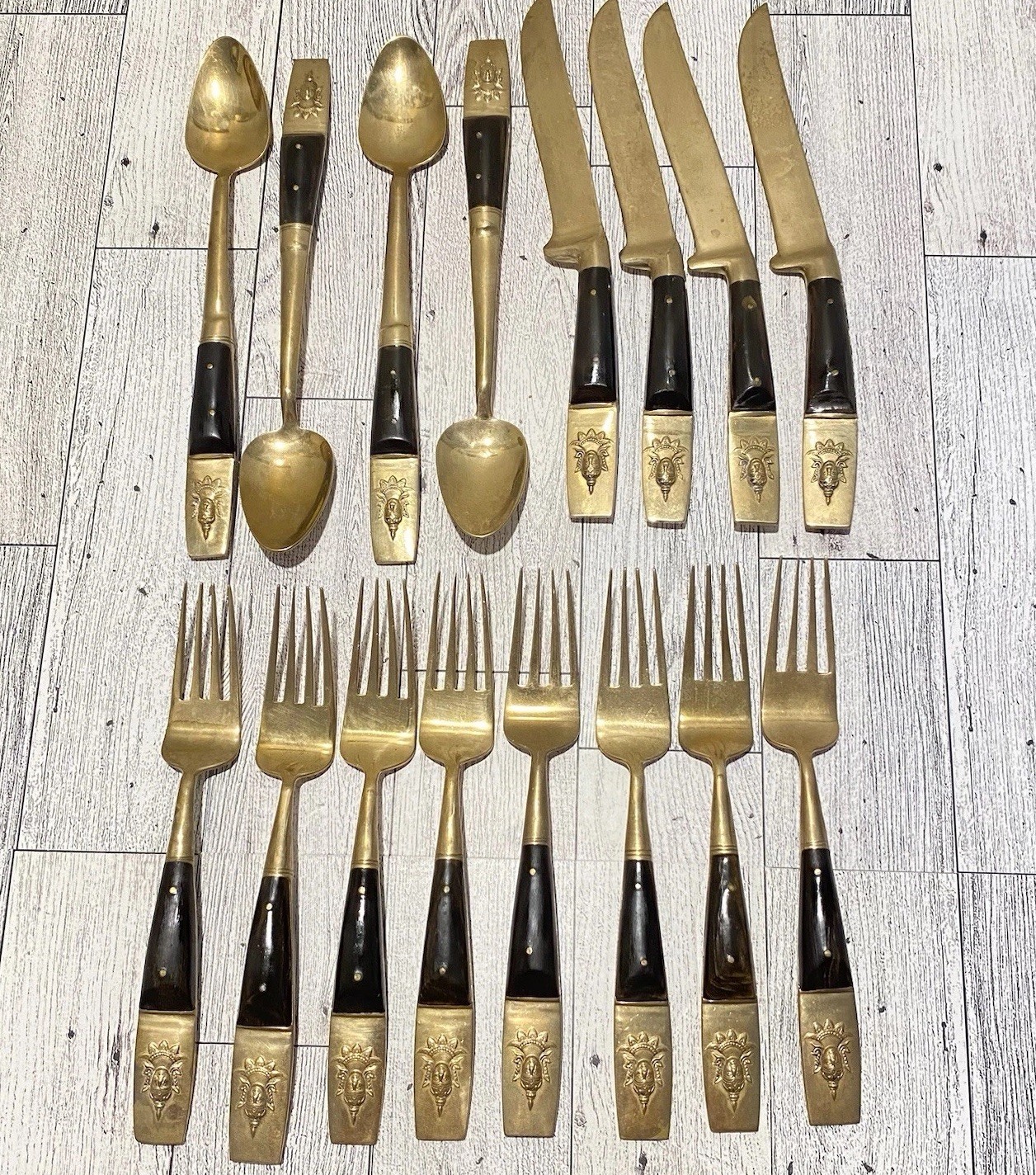 Vintage, Brass/Bronze And Rosewood 16 piece Cutlery Set Flatware (Thailand) MCM