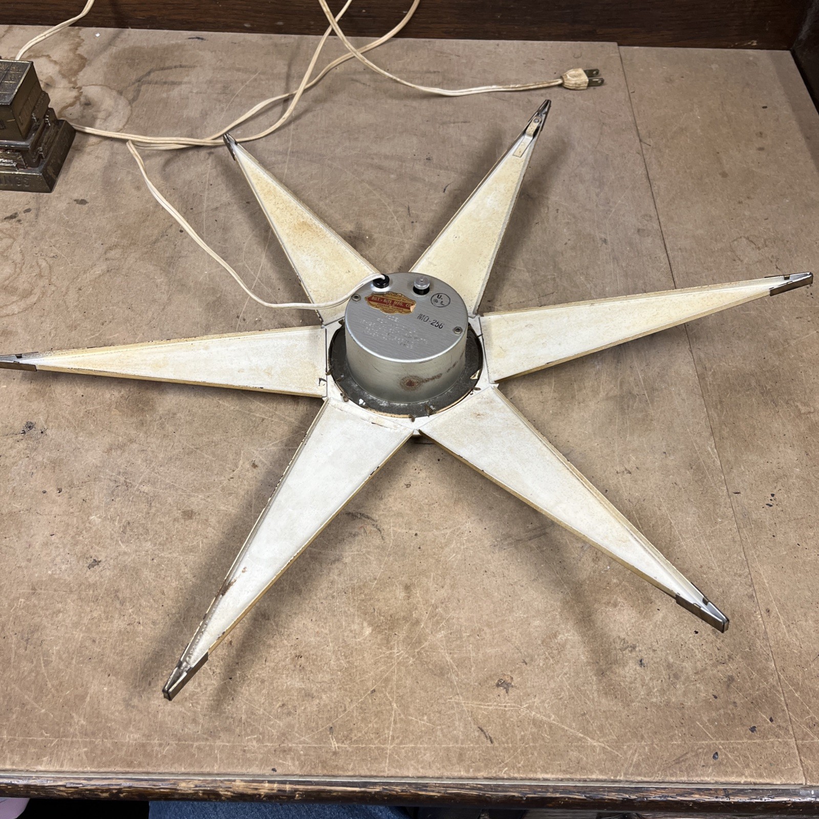 Vintage MCM Bilt-Rite Starburst Wall Clock - Working