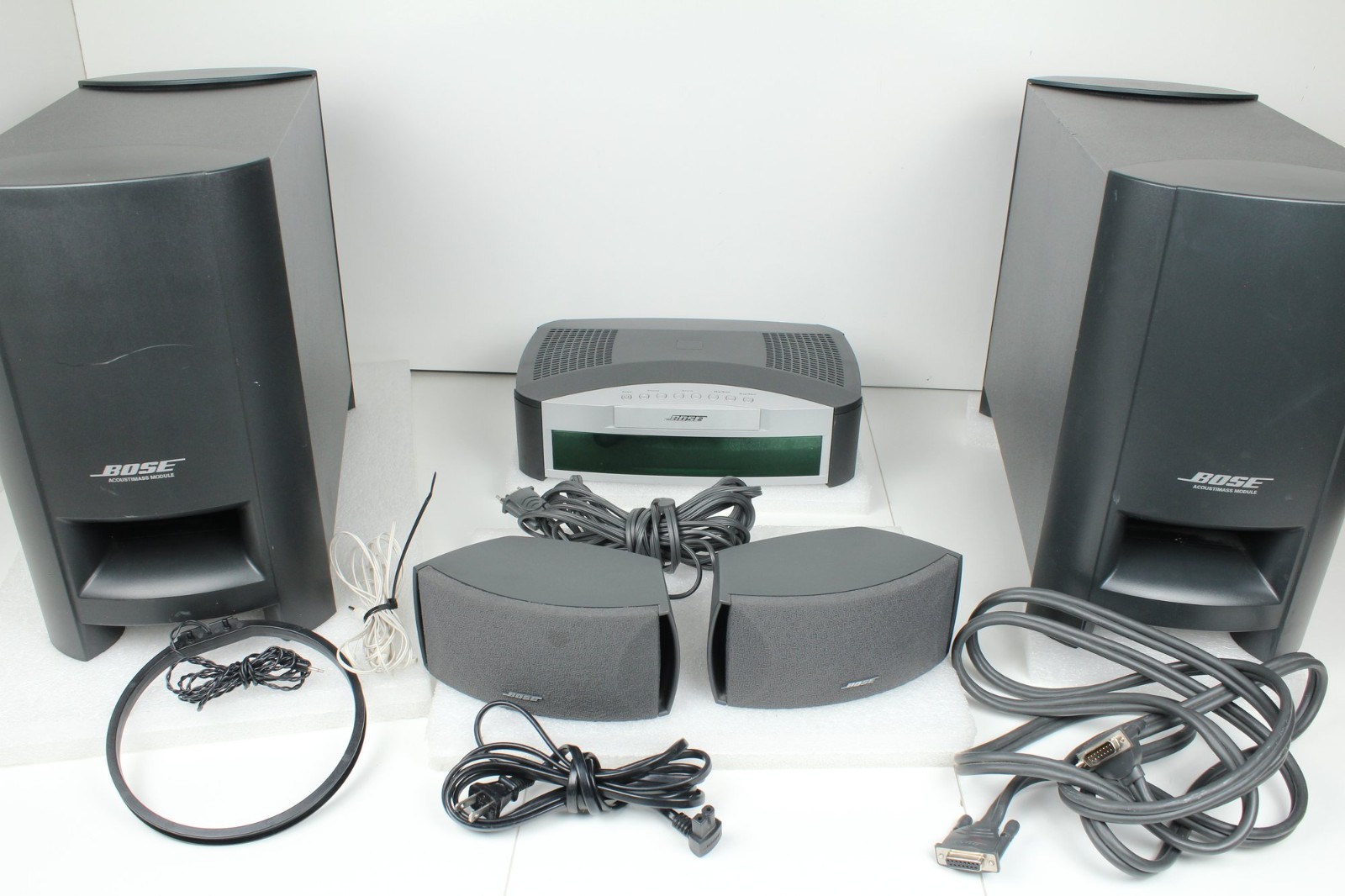 Bose av3-2-1 media center w/ PS3-2-1 Subwoofer and Cinemate Speaker