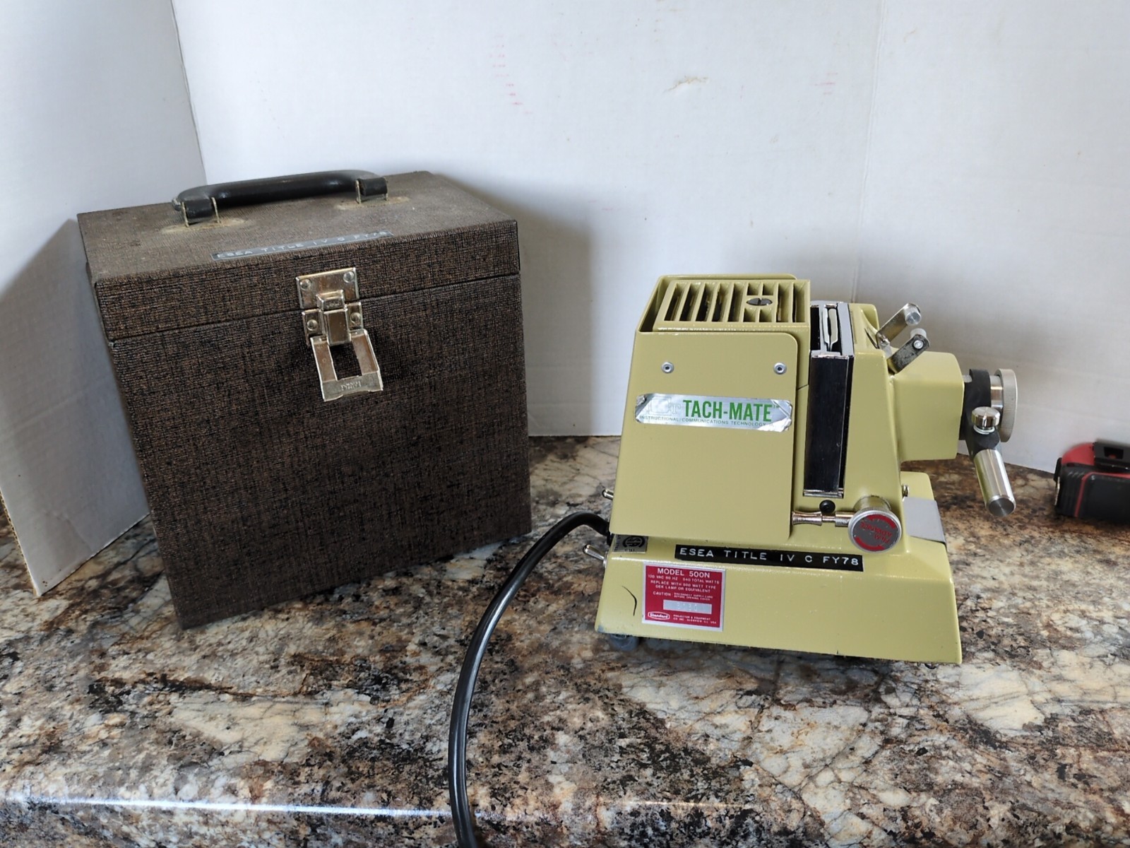 Standard Model 500N Vintage Filmstrip Projector, Hard Carry Case, Works