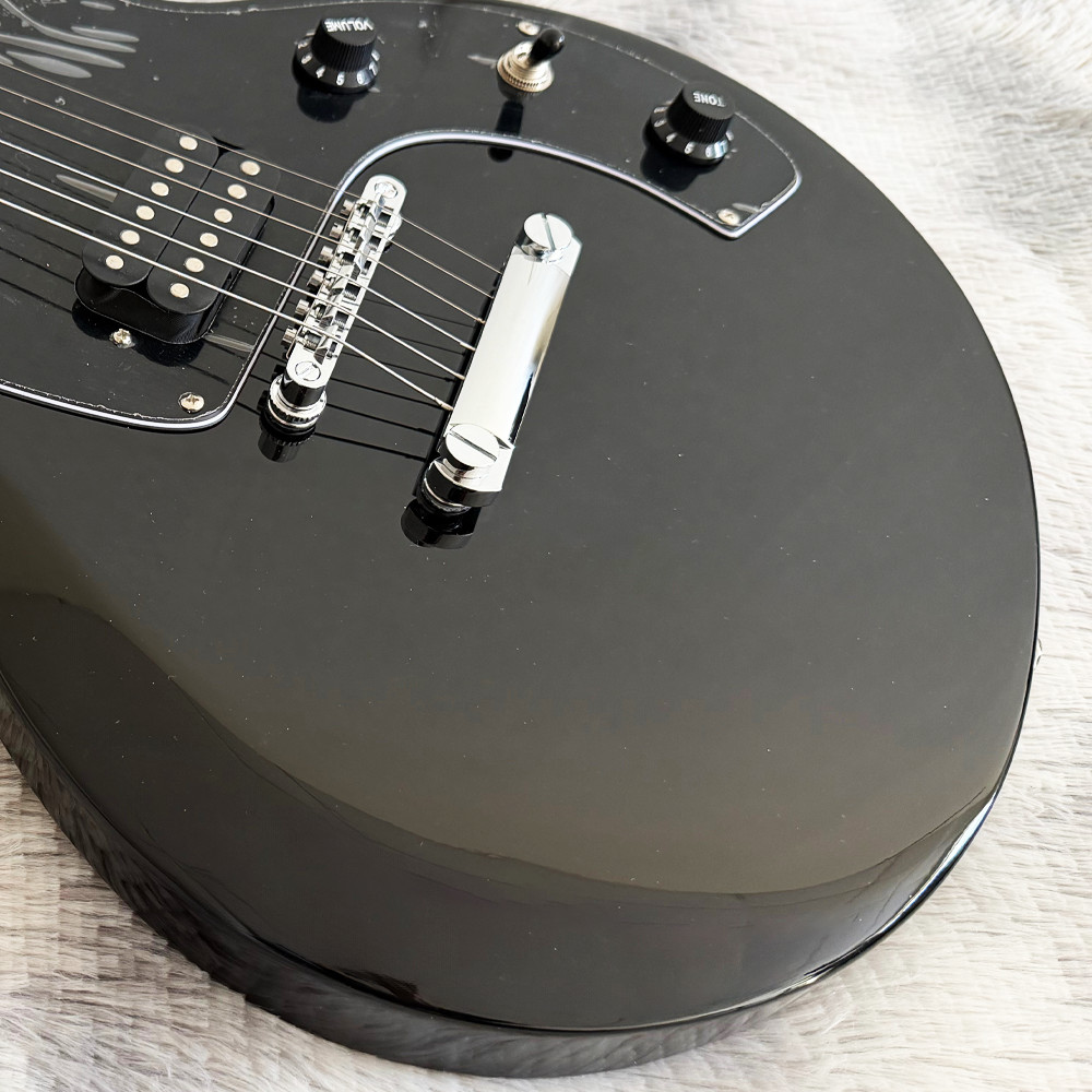 Black Solid Body Electric Guitar 6 String Single Cutaway Beginner Guitar