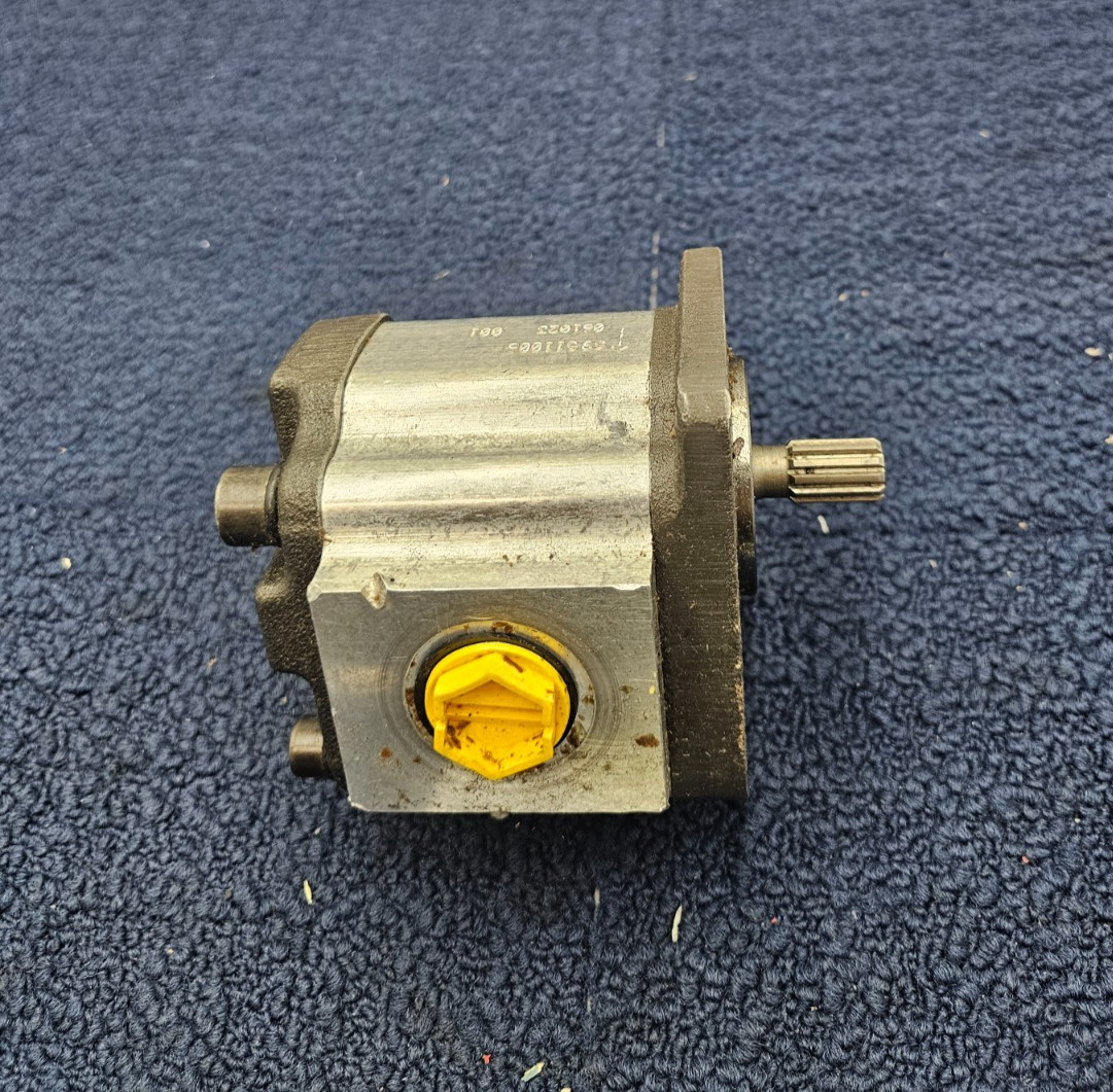 Hydraulic Pump 59511006 061023 001 For John Deere Tractors 4510 4610 4710