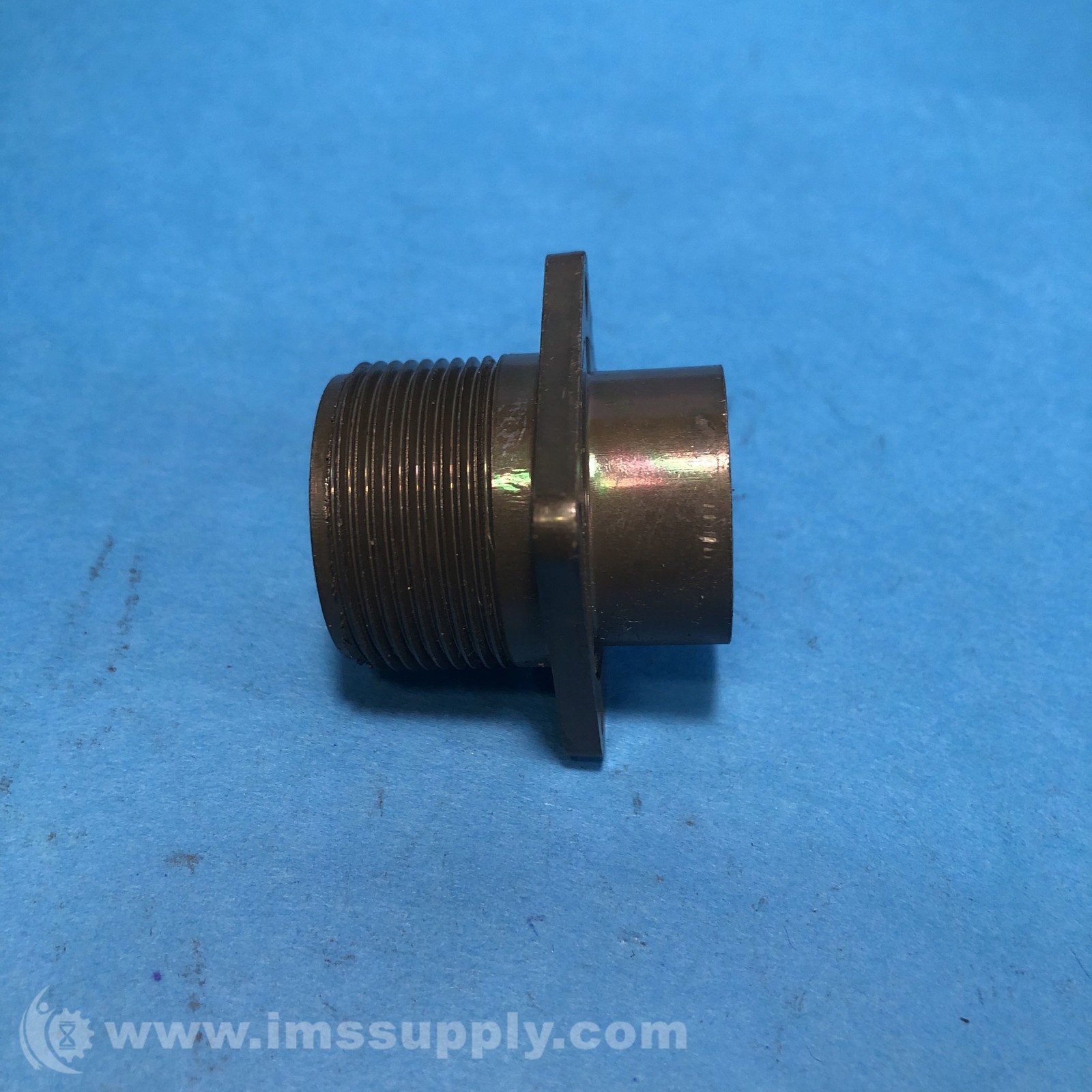 Amphenol 182 Connector Shell Box Mount Receptacle FNIP