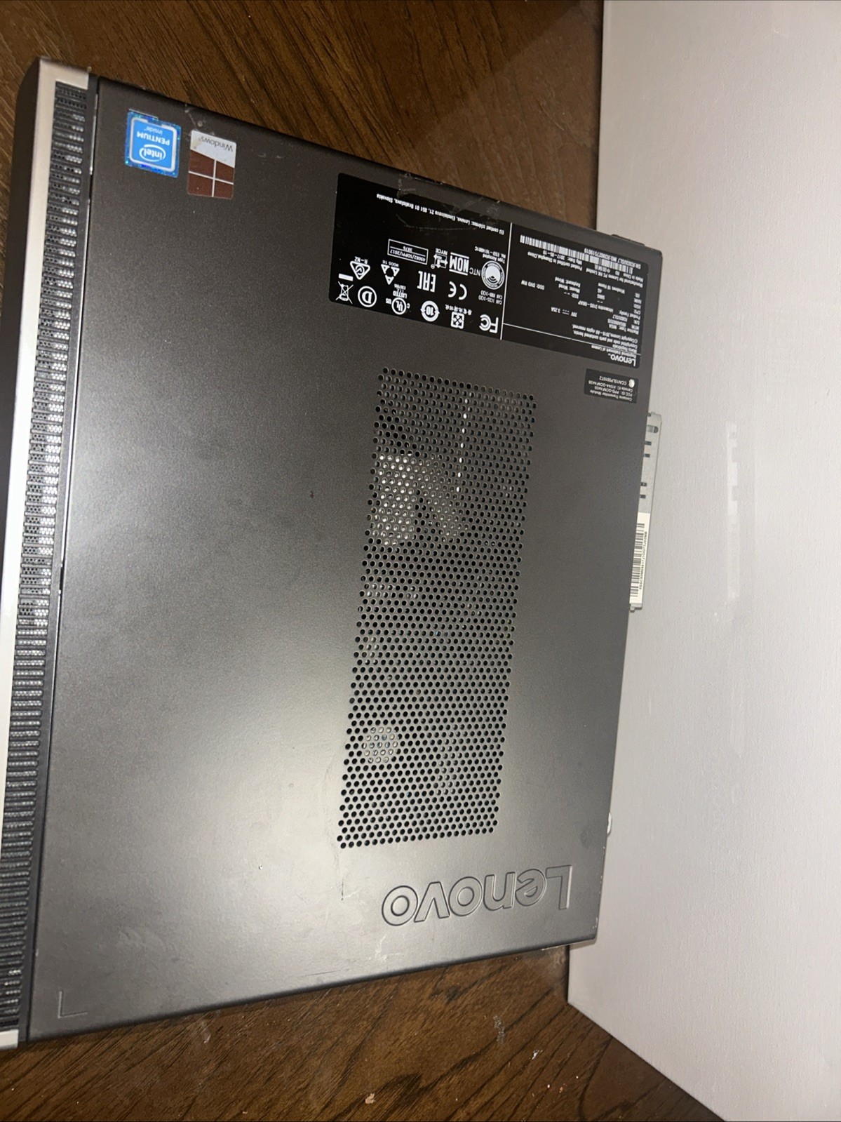 Lenovo 90GA IdeaCentre 4GB RAM 500 GB Hard Drive Windows 10 Computer Tower