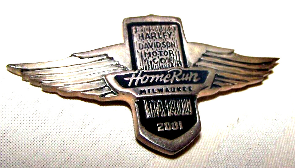 Harley Davidson Vtg. 2001 HOG Home Run Membership Screw On Plaque Or Badge