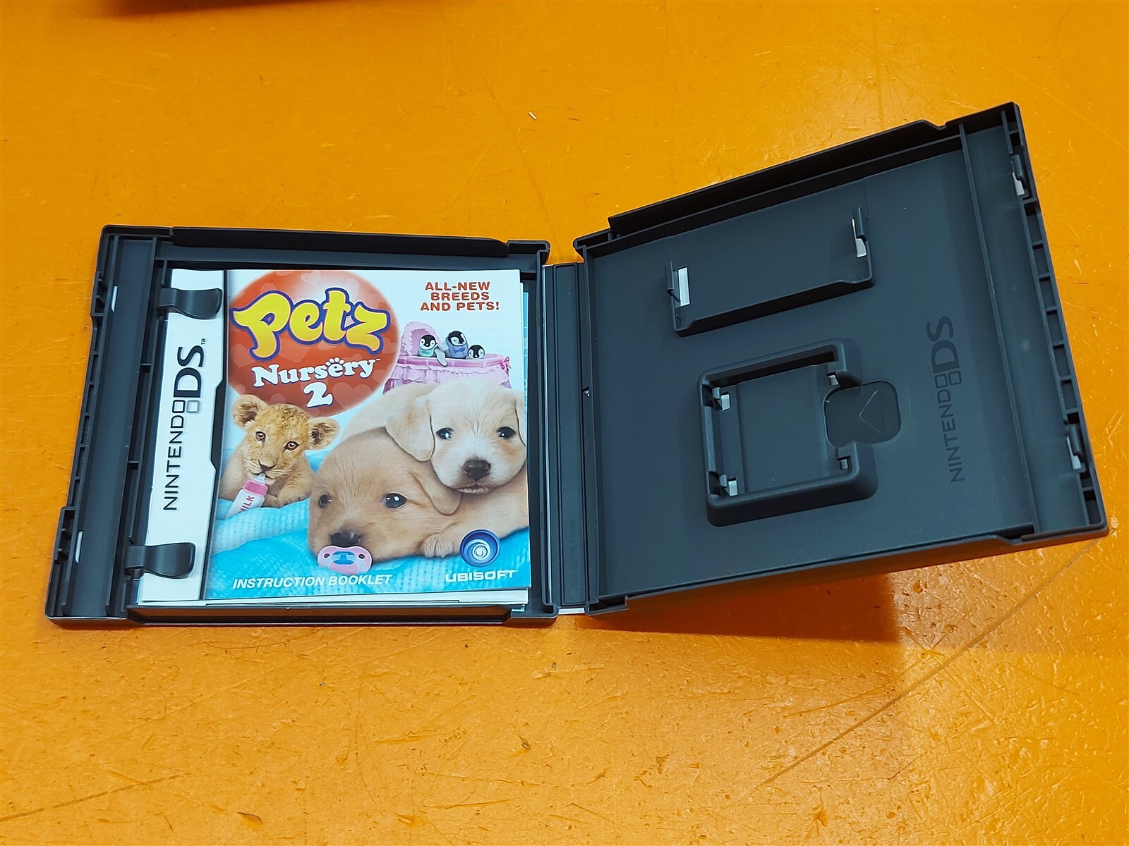 ⭐️⭐️⭐️⭐️⭐️ **Empty Case** Petz Nursery 2 Nintendo DS w Inserts