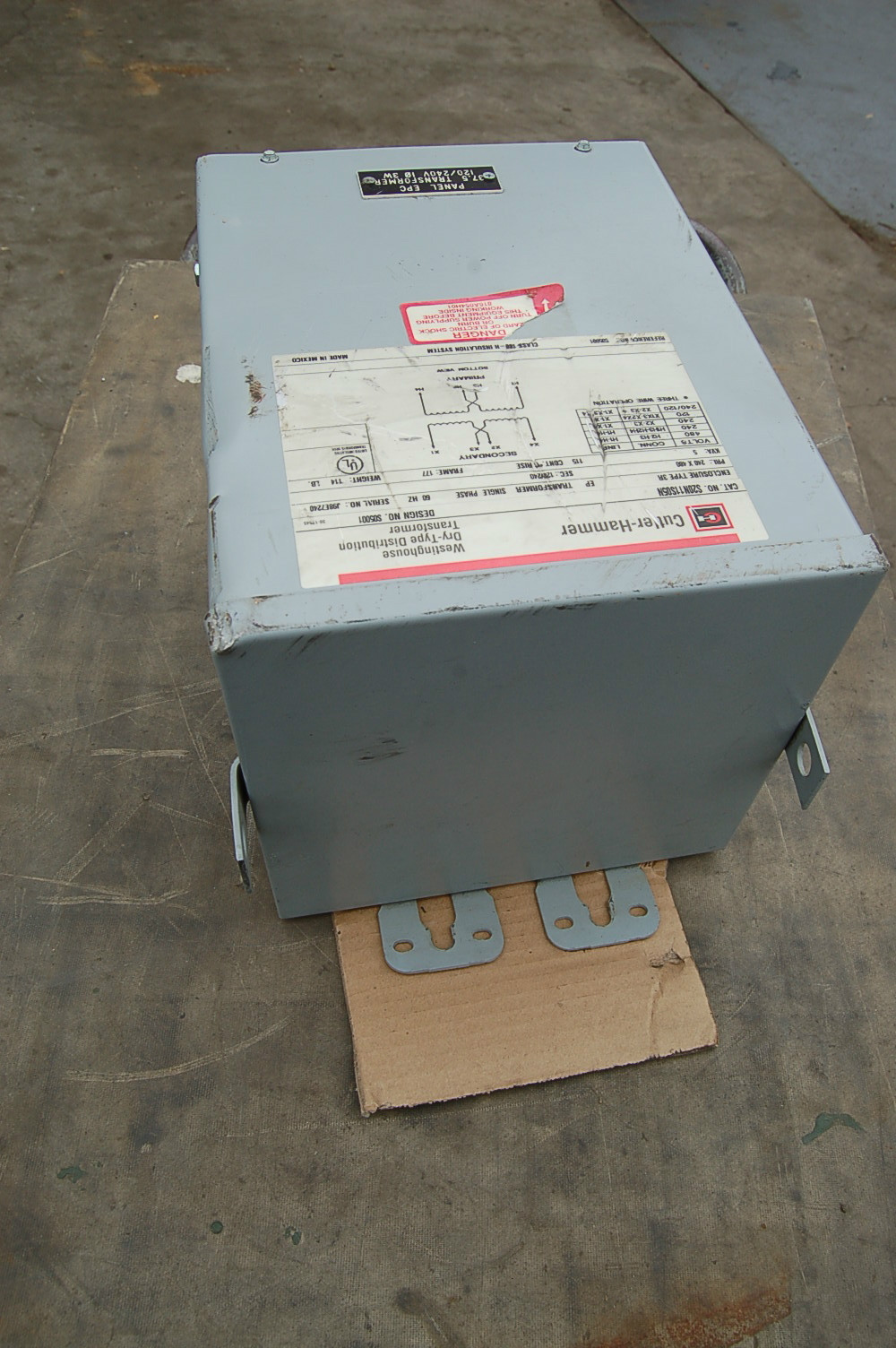 cutler hammer transformer S20N11S05N  Outdoor 1Ph 5 KVA 480/240~120/240 V ~WORKS