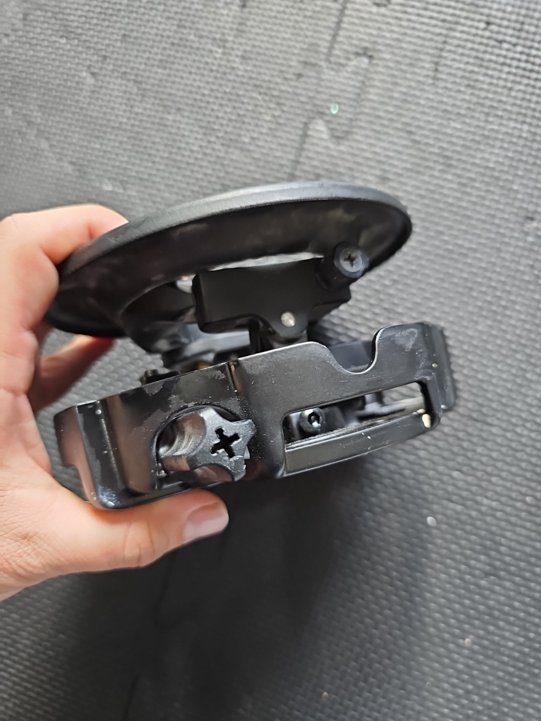 Peerless PRG-UNV Precision Gear Projector Mount