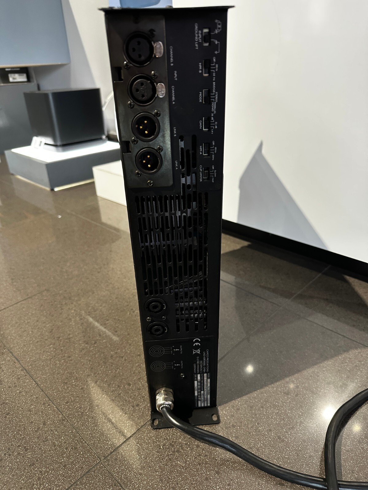 CAMCO TECTON-38.4 Series, Power Amplifier. Made in Germany.