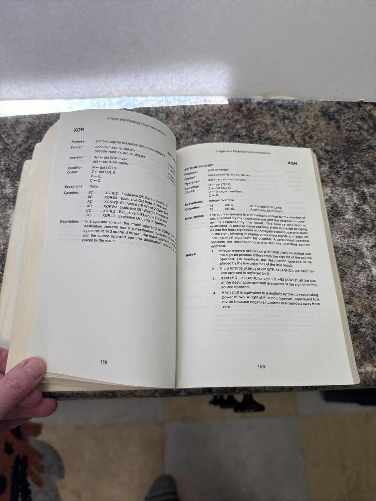 Vintage Digital VAX11 Architecture Handbook 1979 Programming Manual