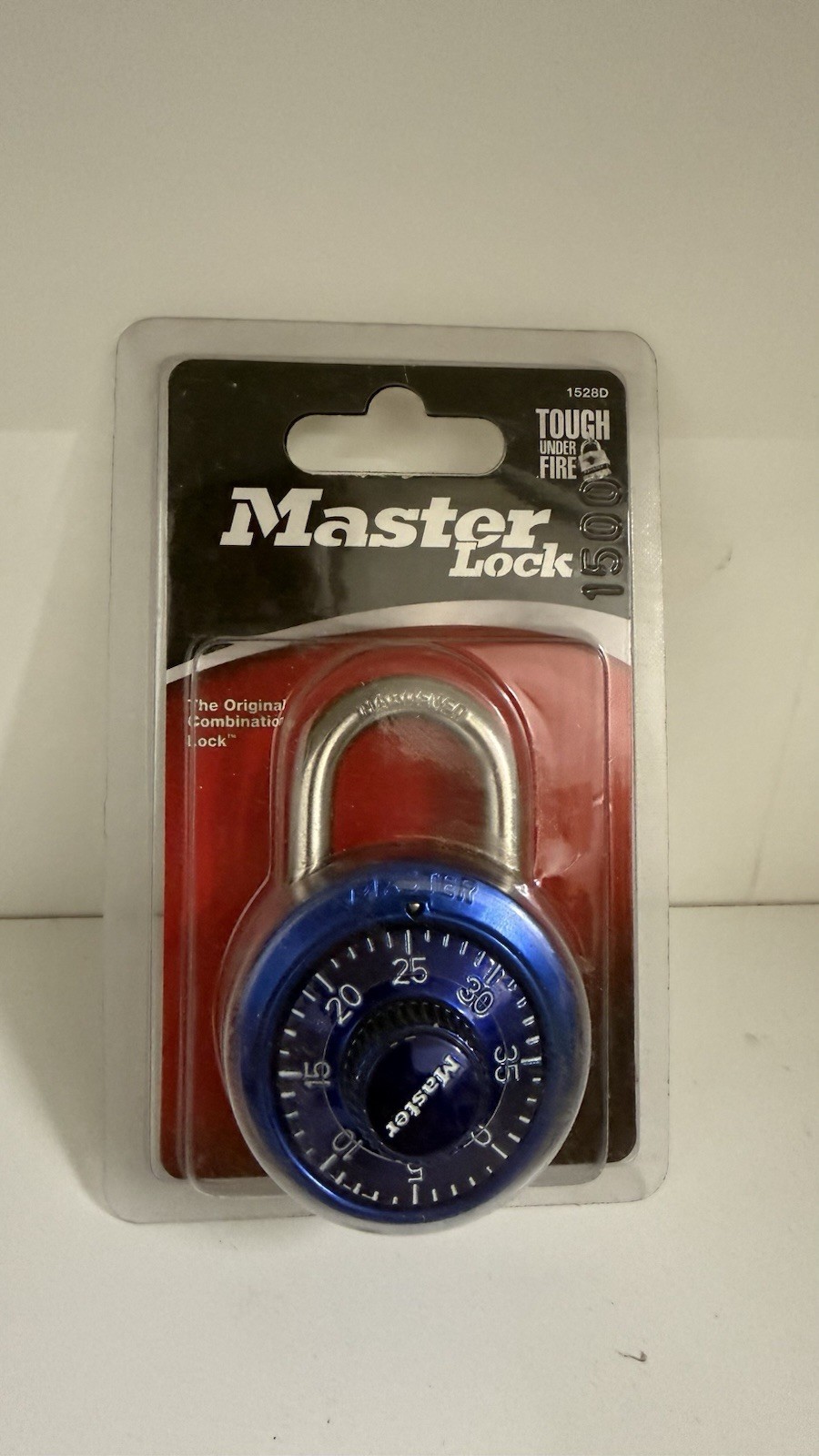 Master Lock 1500D Blue Combination Padlock New Sealed Locker School Gym Lock