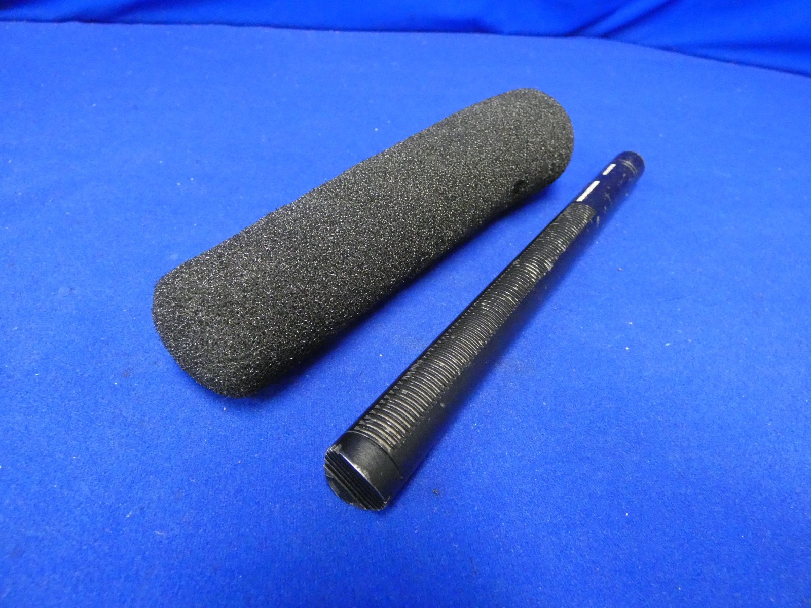 Sennheiser MKH 416 P48 Shotgun Microphone w/Windscreen