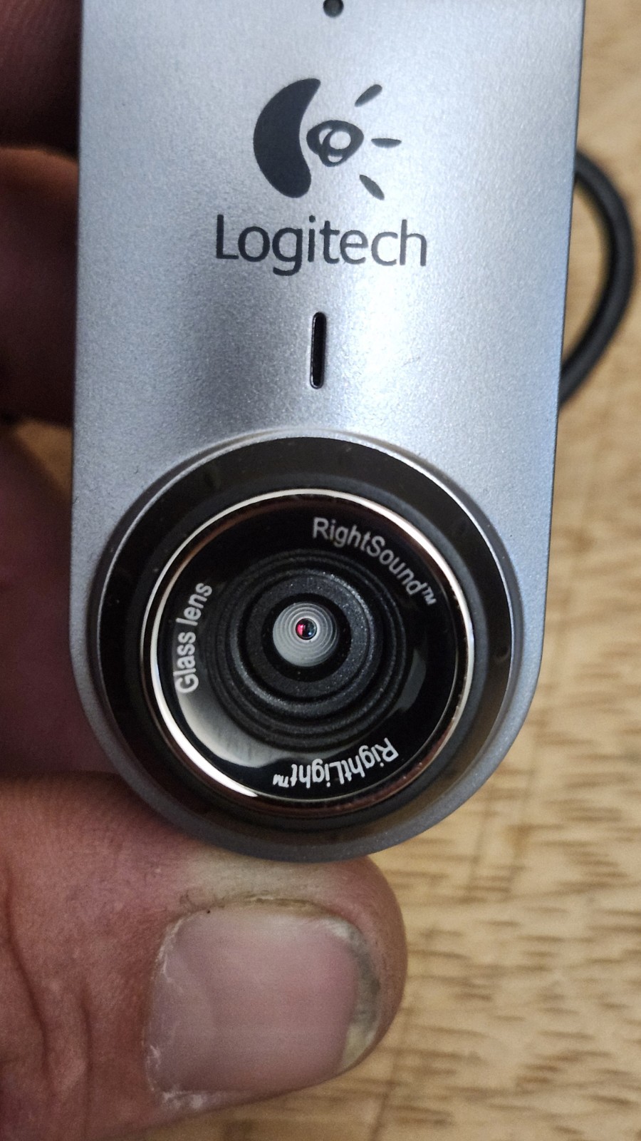 Logitech Quickcam V-UBV49 USB Web Cam Camera with Microphone and Clip Silver