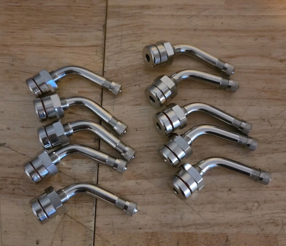 10 PACK TR543D .382" WITH 60° BEND TRUCK  CLAMP-IN VALVE STEM BRASS