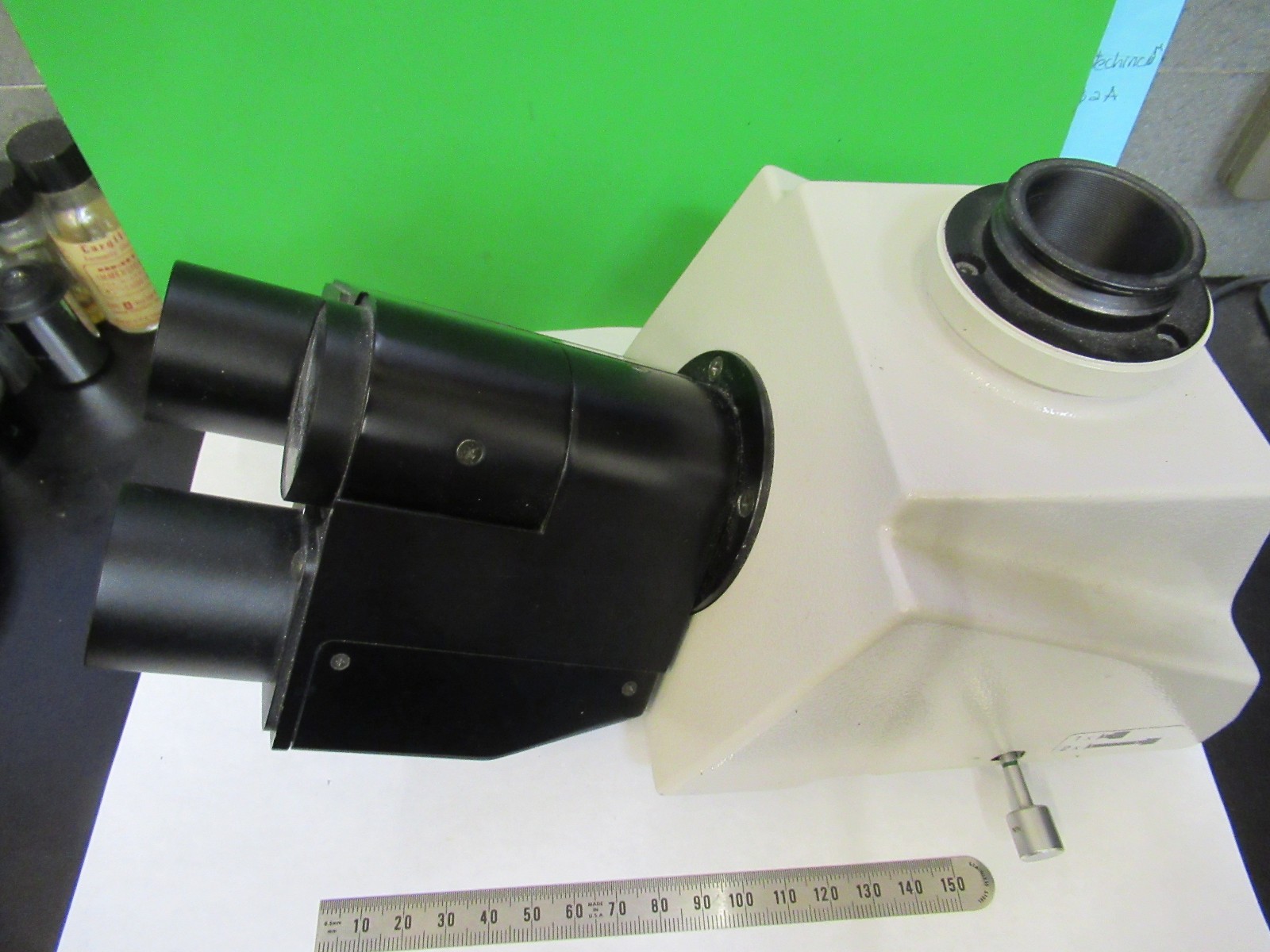 MITUTOYO JAPAN ULTRAPLAN TRINOCULAR HEAD MICROSCOPE PART AS PICTURED U8-B-32