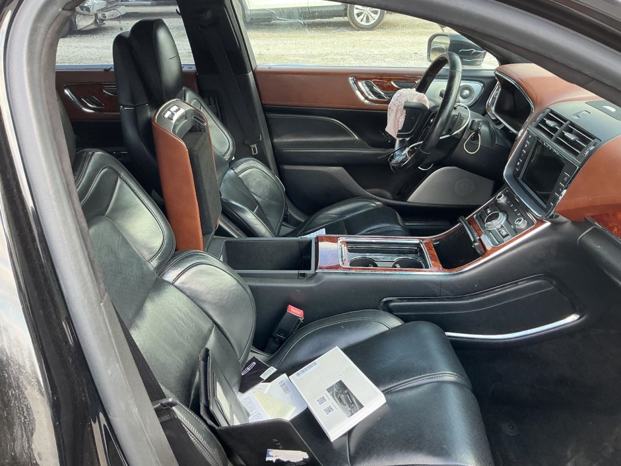 CONT-LINC 2017 Glove Box 4986950