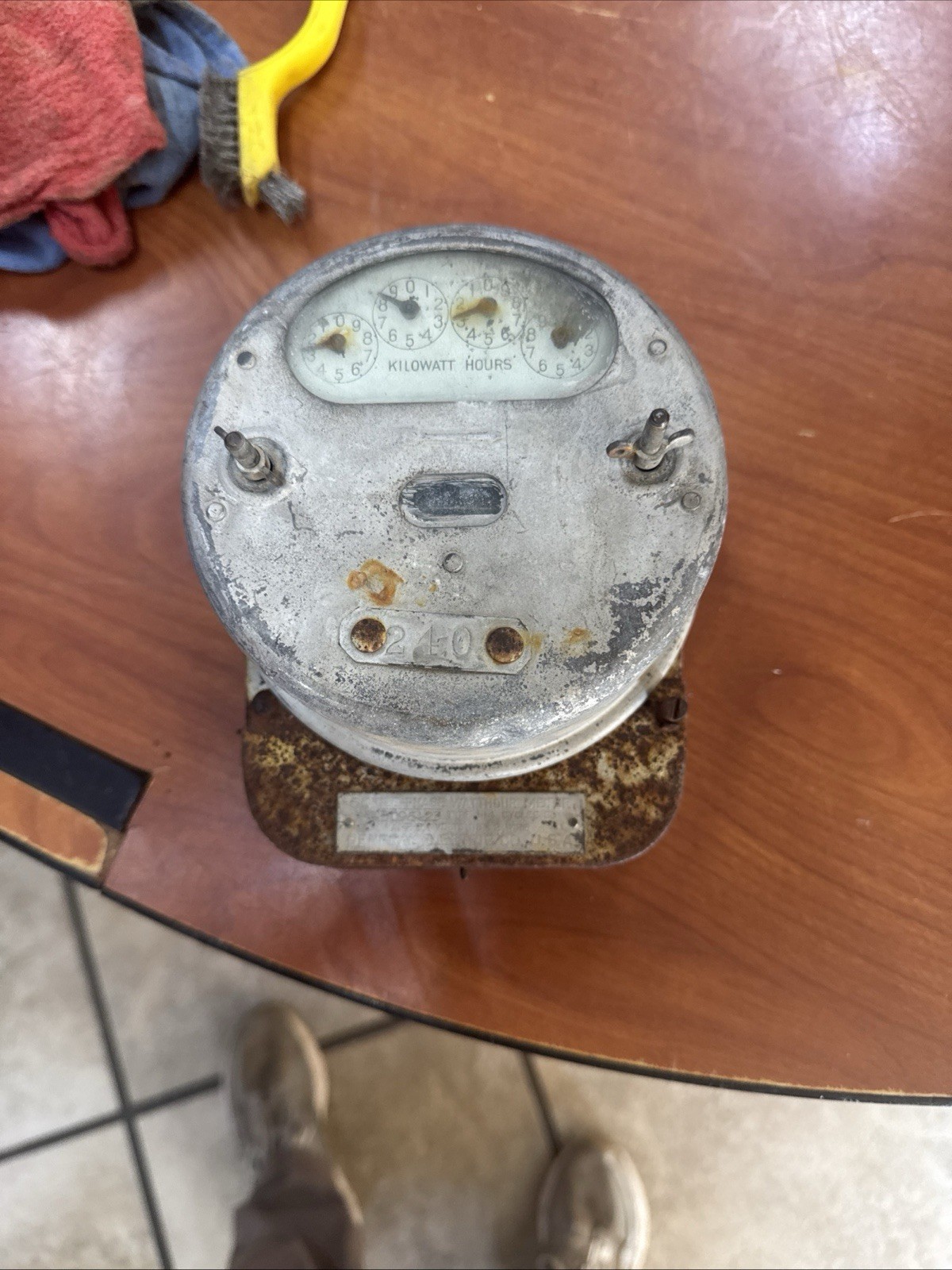 Vintage Electromechanical General Electric Co. Watt-Hour Meter Single Phase
