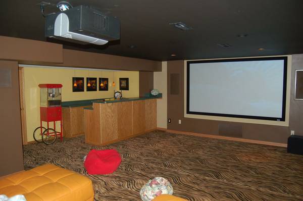 HD Projector / Projection Screen Paint - All in 1 Kit -Solution + Base Coat -3D