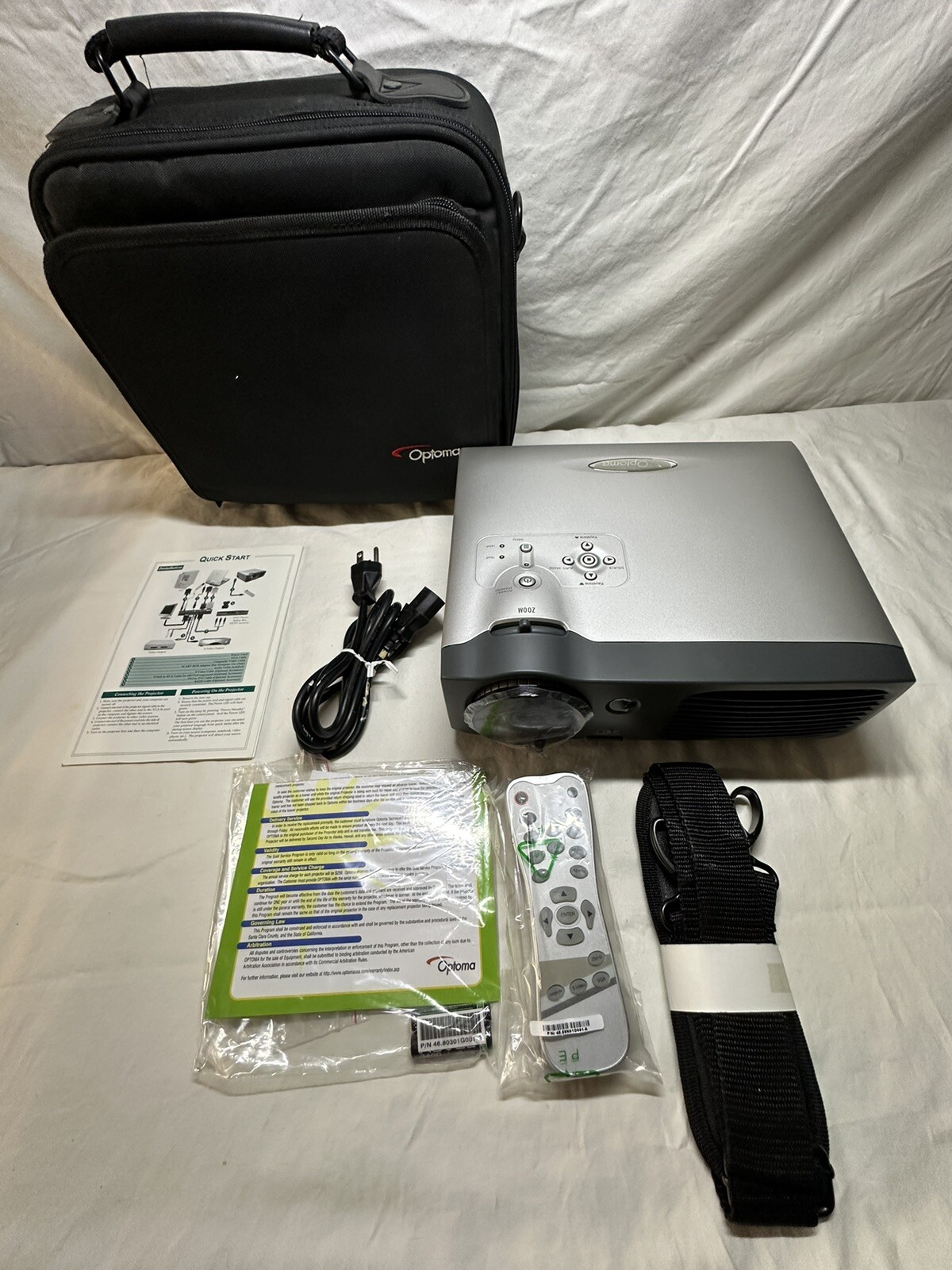 Optoma EP745 Portable Projector w/ DLP Technology & Case TESTED, WORKING!!