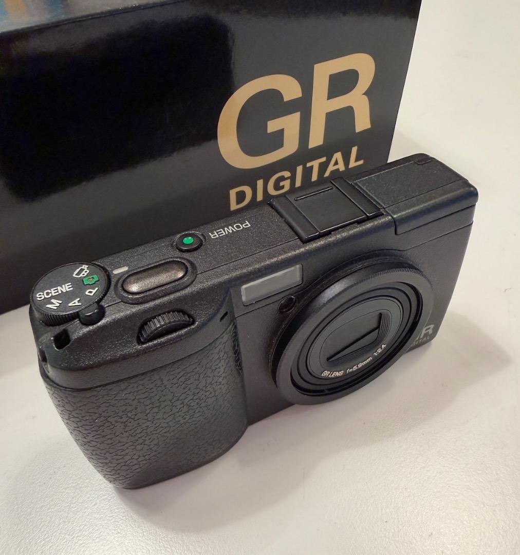RICOH GR DIGITAL Console