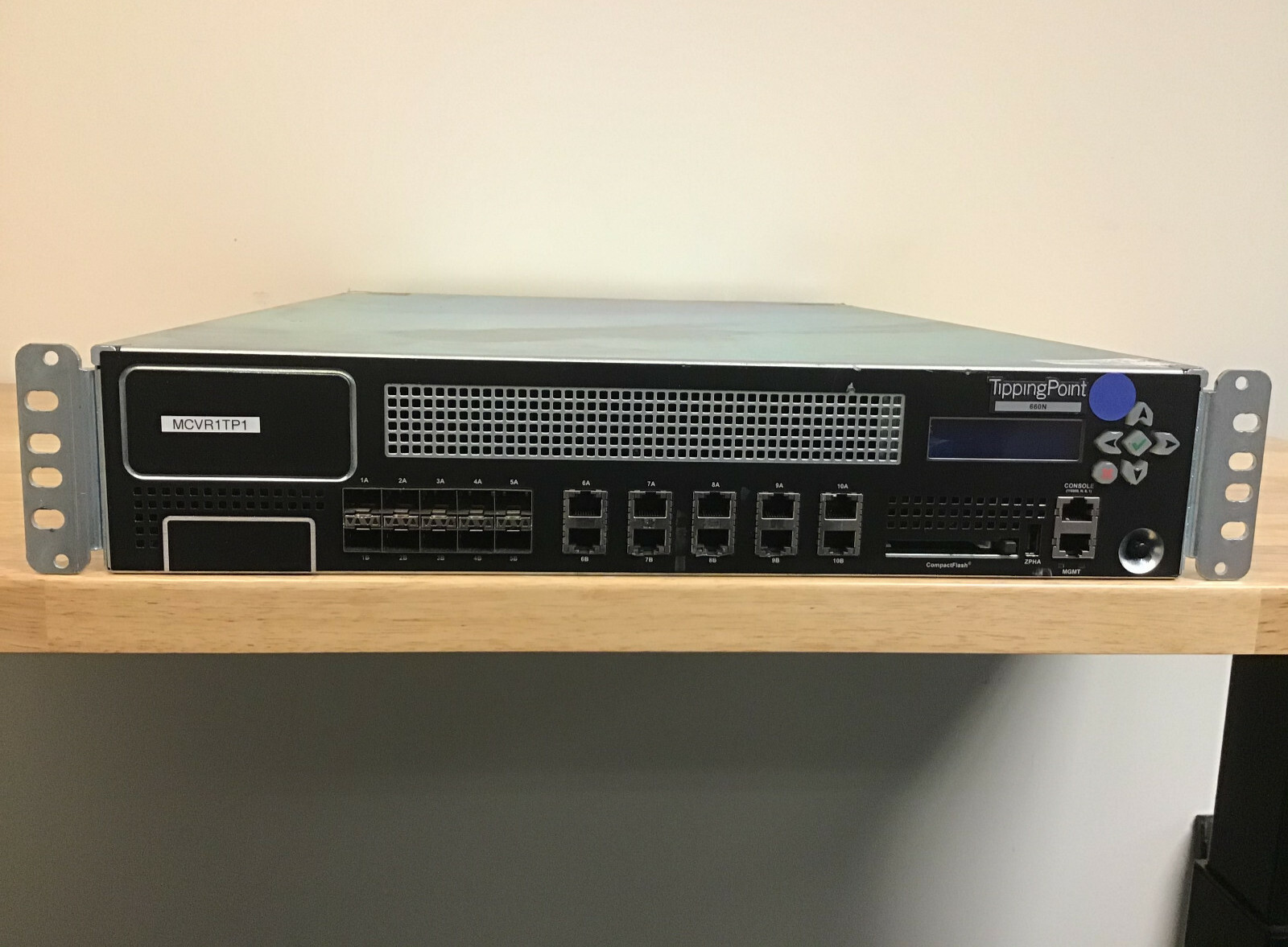 HP TippingPoint 660N IPS Intrustion Prevention System 10x RJ45 2x XFP 10x SFP