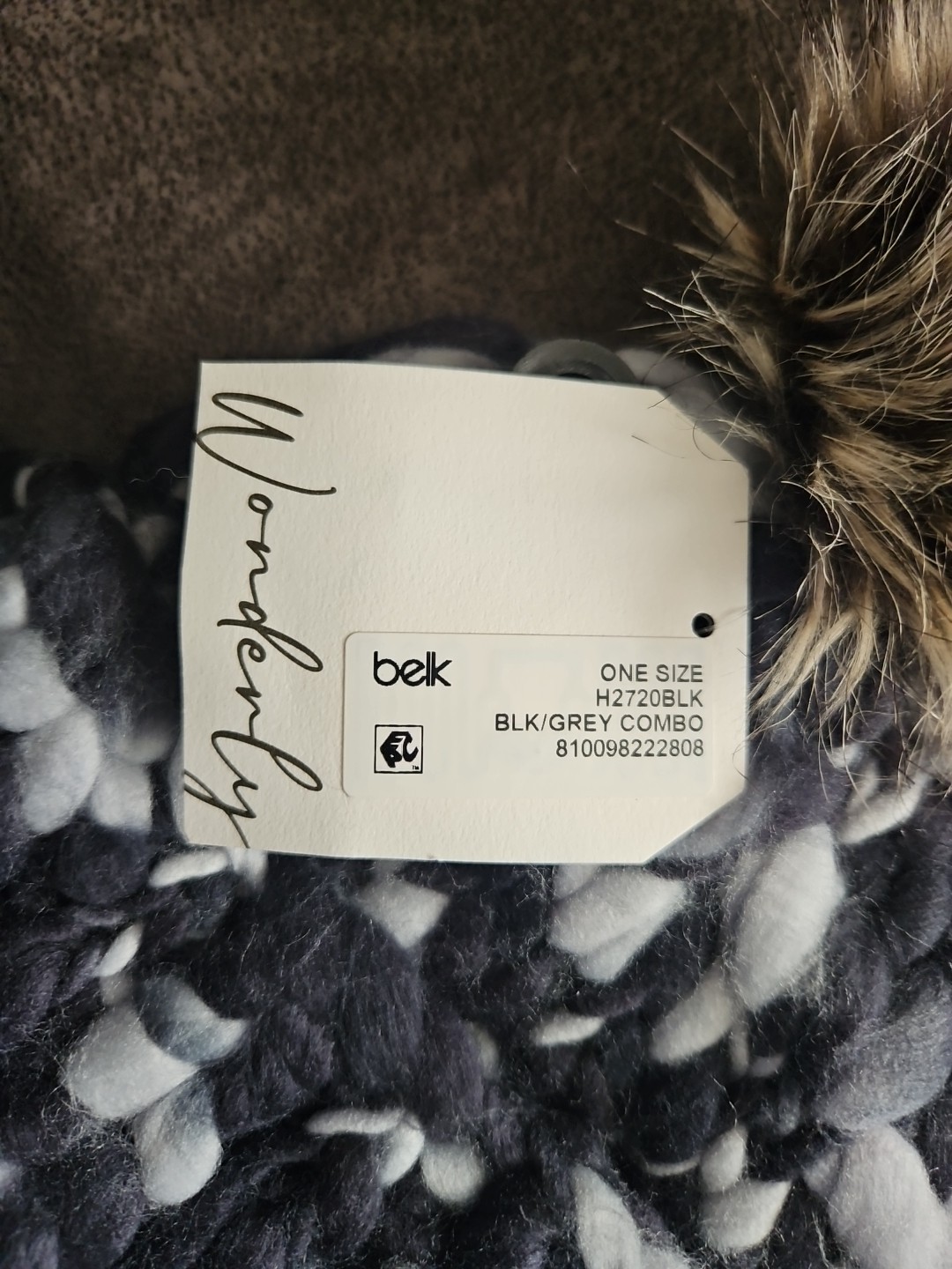 BELK Knit Hat Fur Pom Pom, Bobble Hat ONE SIZE NWT