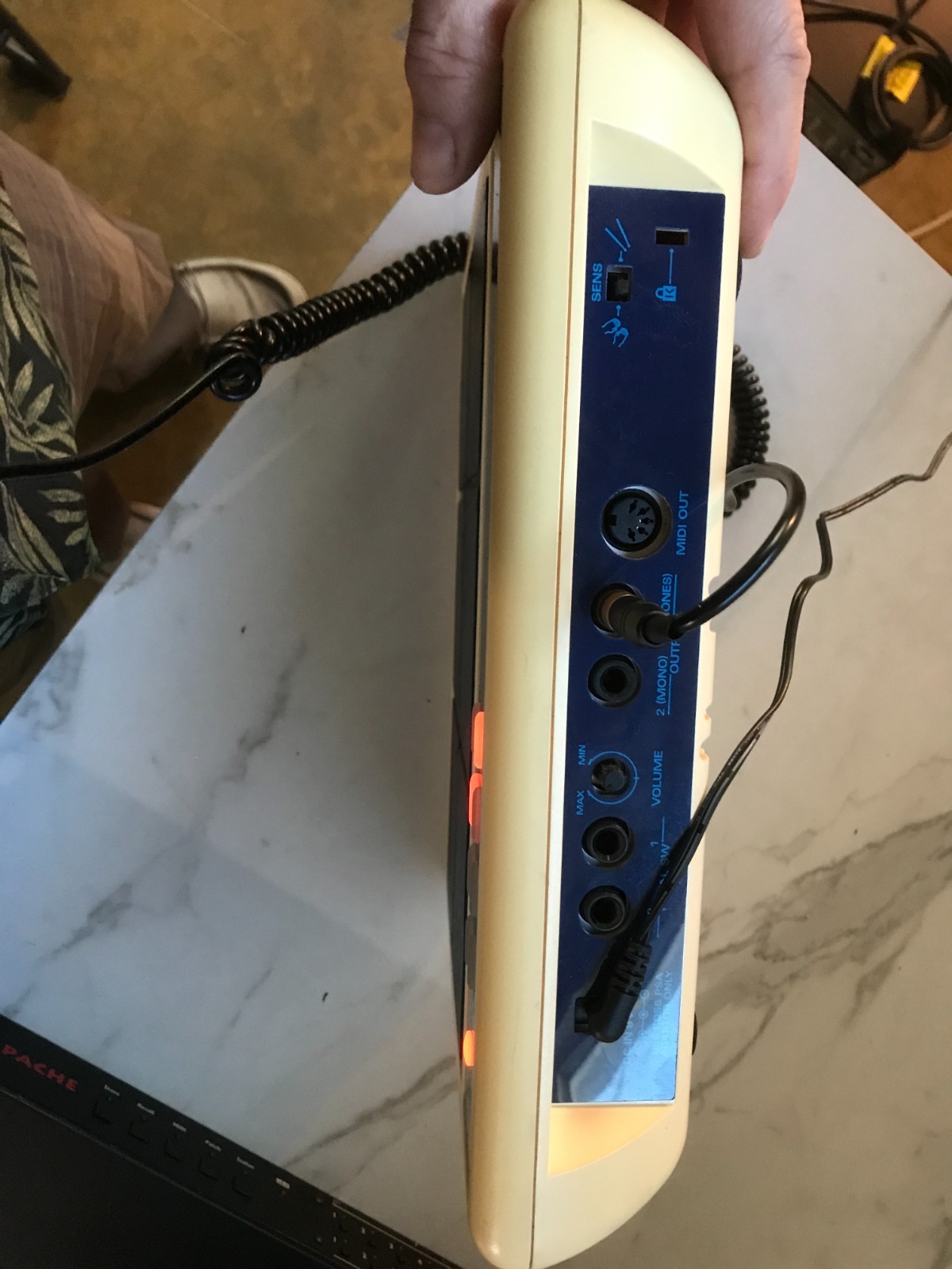 ROLAND SPD-6 Drum machine / MIDI controller