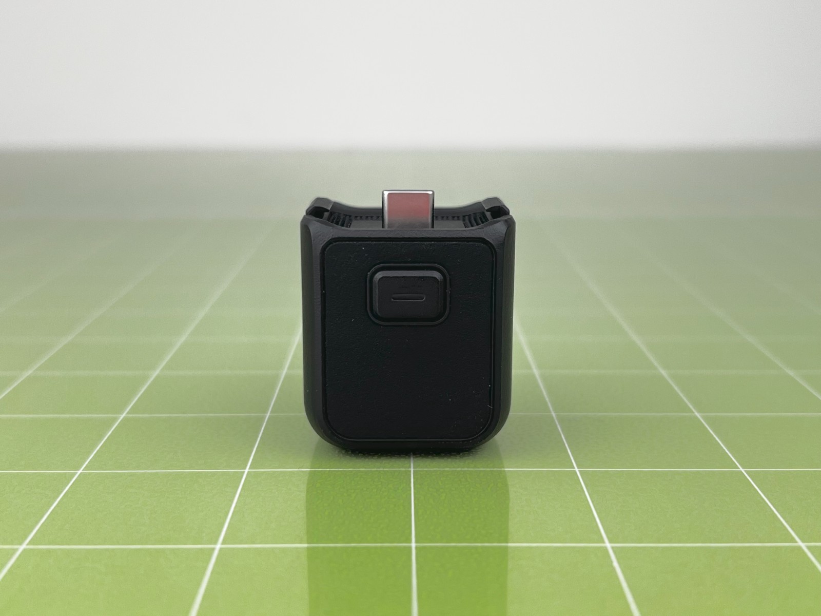 DJI Osmo Pocket 3 Handle With 1/4″ Thread