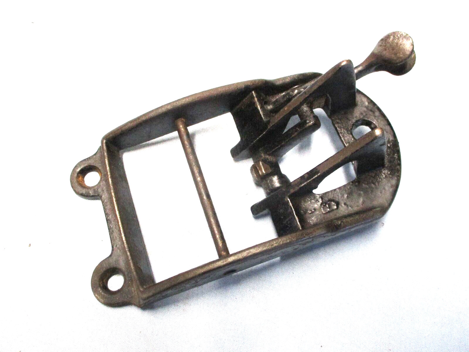 STANLEY NO. 129 "LIBERTY BELL" FORE PLANE PARTS - BASE W/ FROG ASSEMBLY & SCREWS