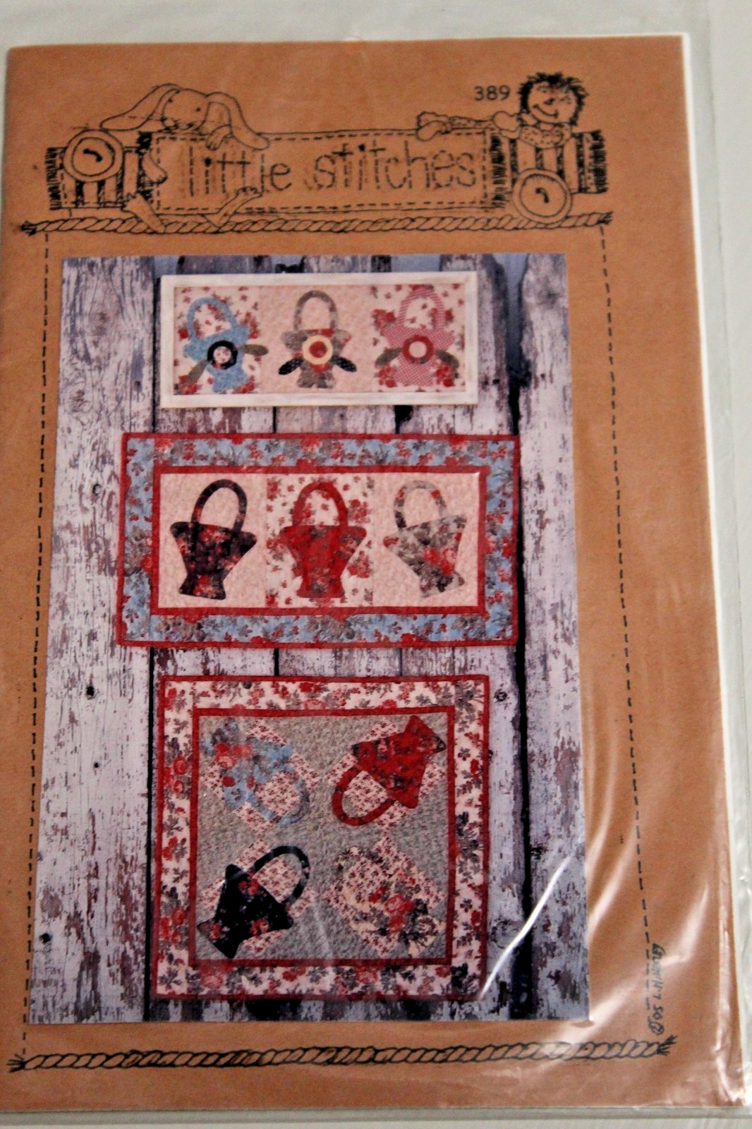 little stitches  SRING GLORY  Table Top & Table Runner Quilt Pattern #389