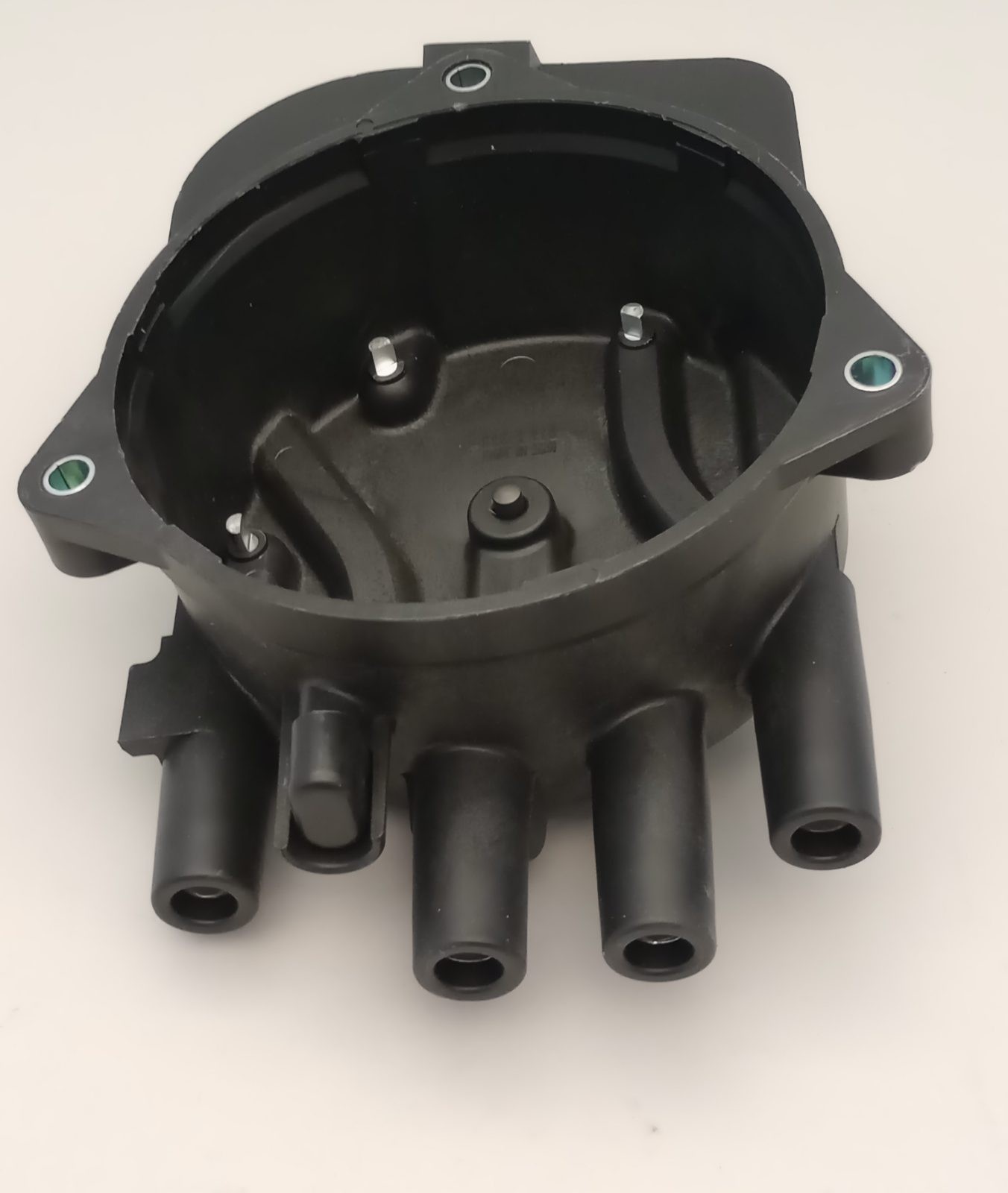 WVE 5D1252 Distributor Cap JH171 E358A 1746958 2216285E00