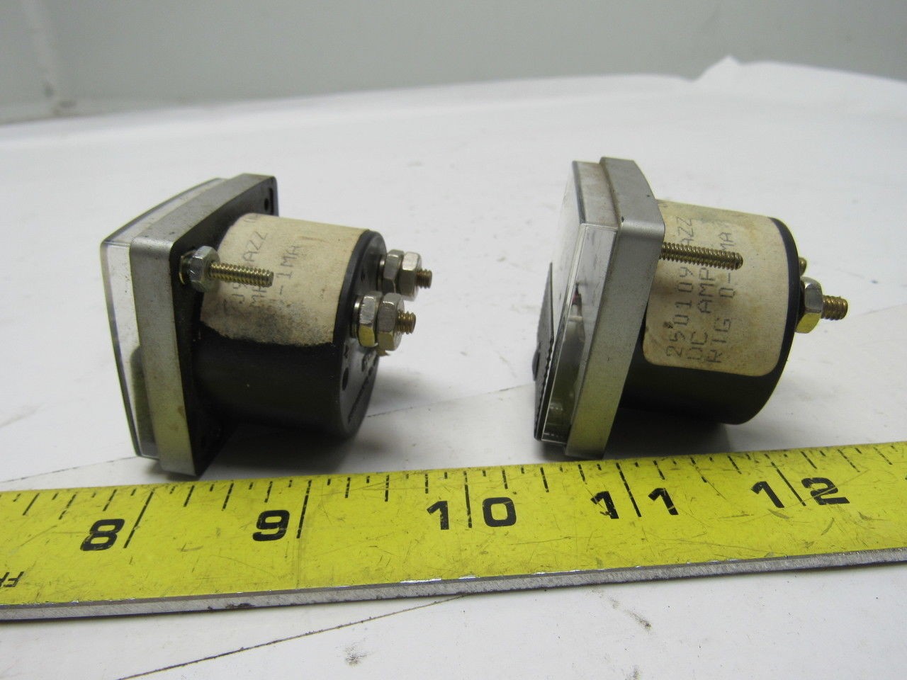 YEW 250109FAZZ 0-80 VOLT Voltage Meter Surface Mount Lot/2