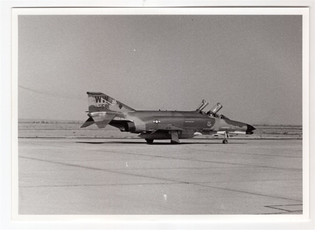 1980 USAF F-4G Phantom II 69581 69-7581 35th TFW at George AFB 5x7 Orig. Photo