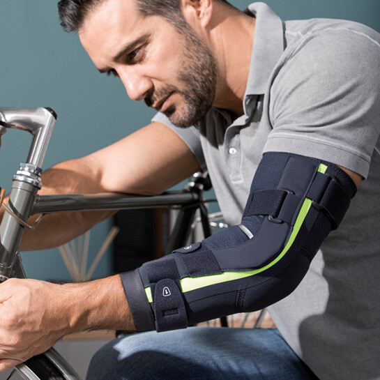FGP EPICO ACTIVE SOFT ELBOW BRACE WITH R.O.M.