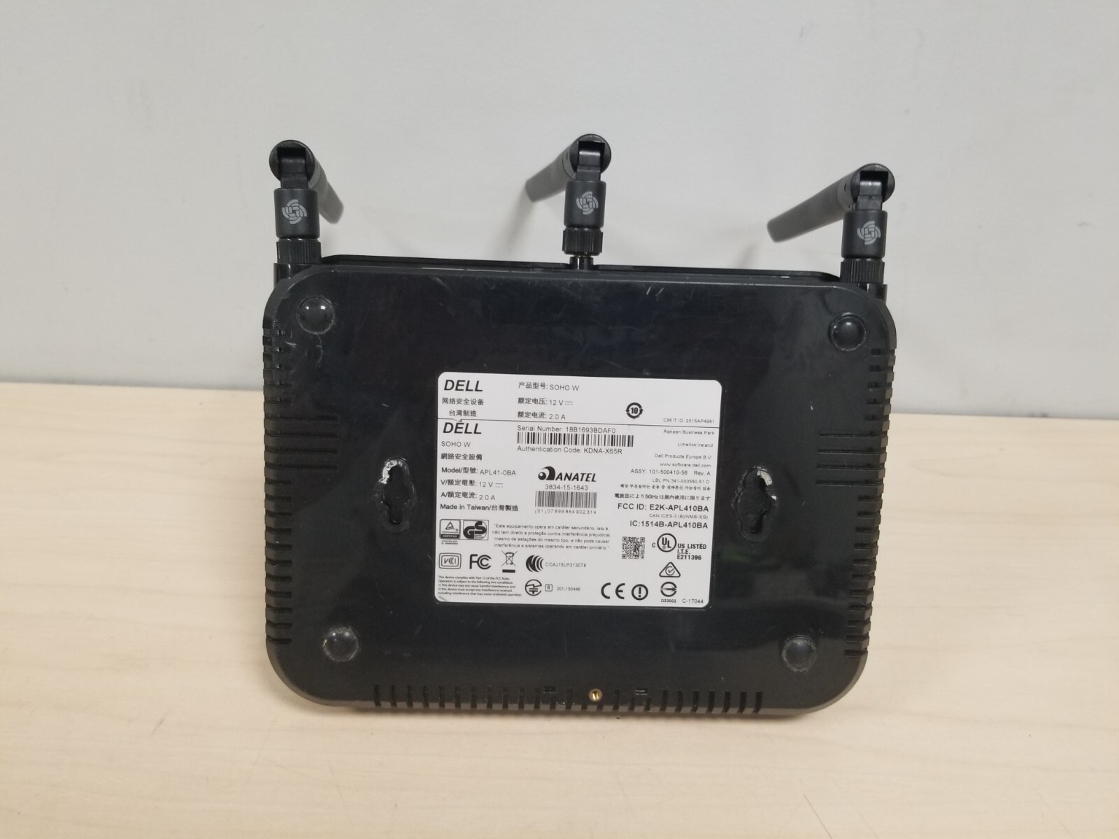 Dell Sonicwall SOHO W Wireless Network Security Appliance APL41-0BA W/AC-ADAPTER