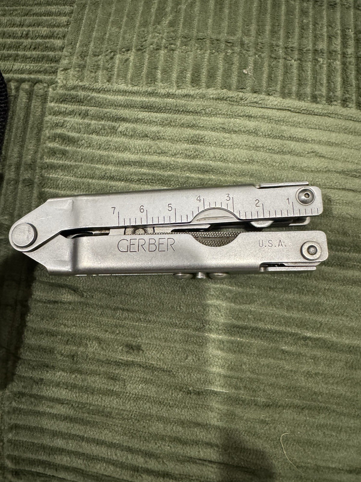 Gerber Stainless Steel Multi-Tool Plier Ruler Silver with Sheath