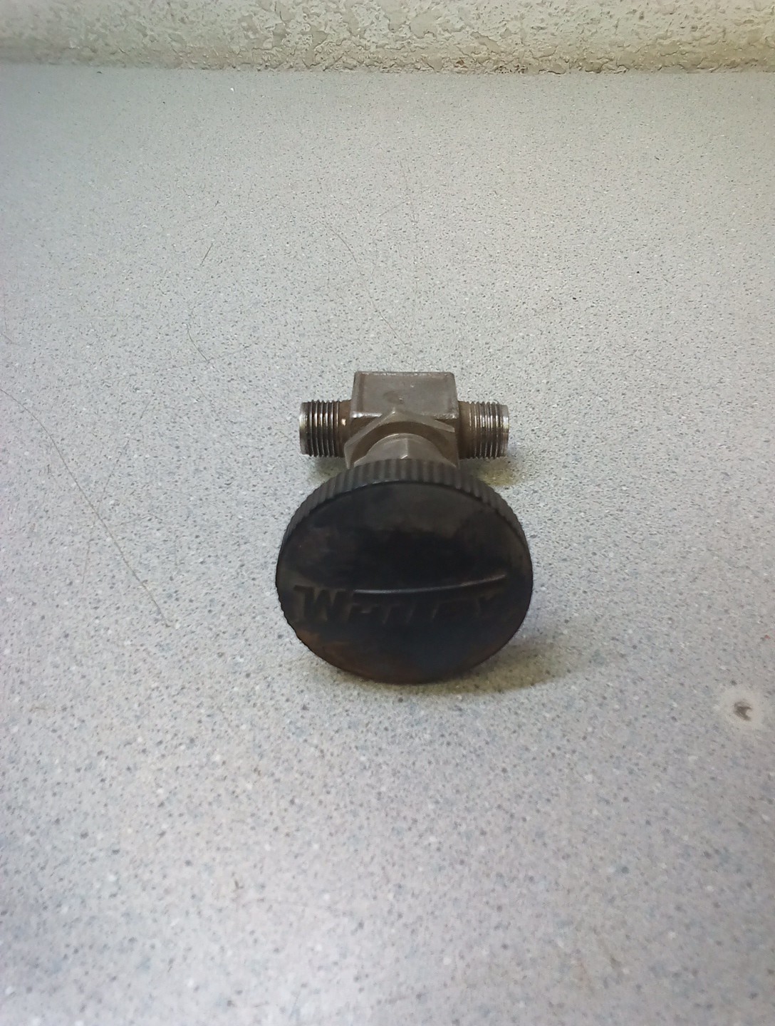 Whitey IVM4 316 Bonnet Needle Valve Tube Fitting