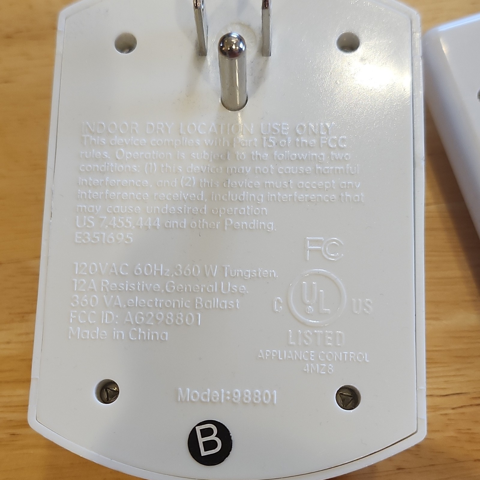 Wireless Switch and Outlet Set Model 98801 AA-001 White 120V