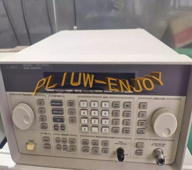 1PC Used Agilent 8648C 9kHz-3200MHz SIGNAL GENERATOR