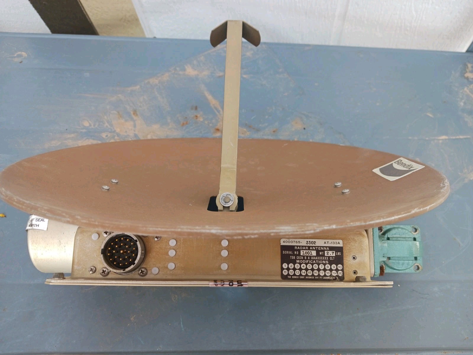 Bendix AT-133A Radar Antenna / Receiver Transmitter - PN: 4000765-3302