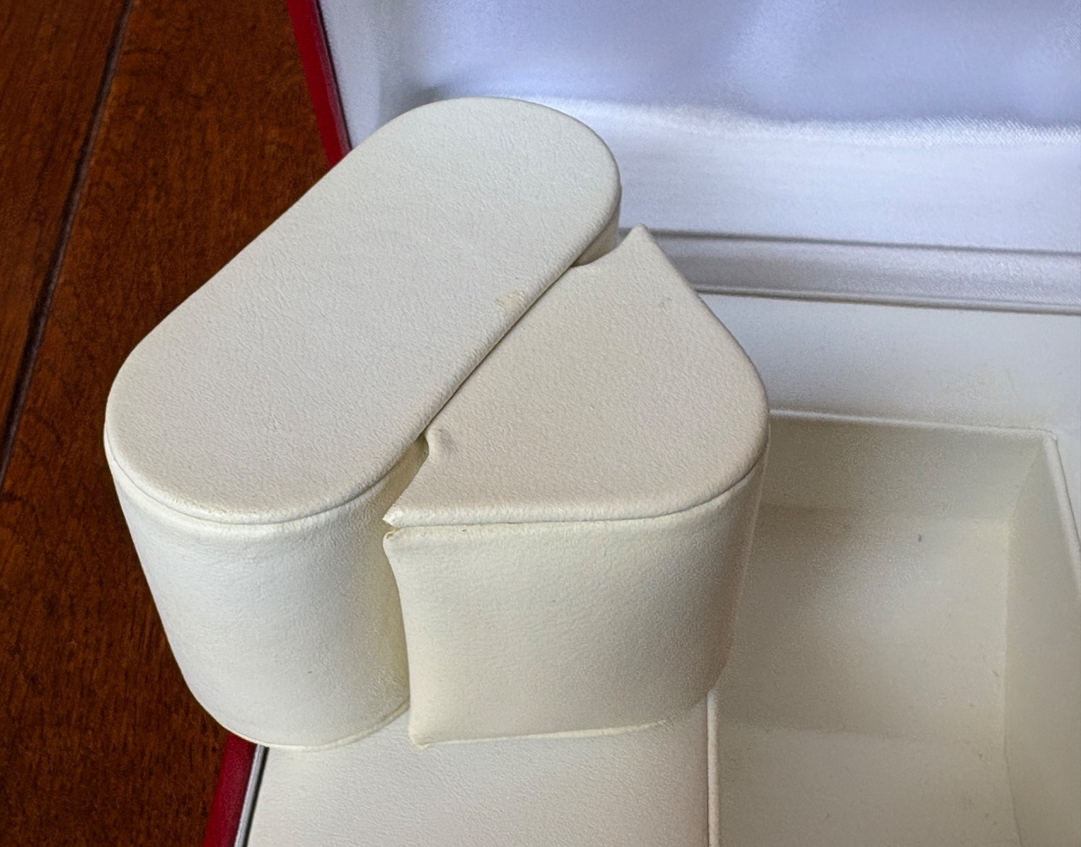 Authentic Cartier Empty Watch Box CO 1018 Red Box Ex Condition #P57