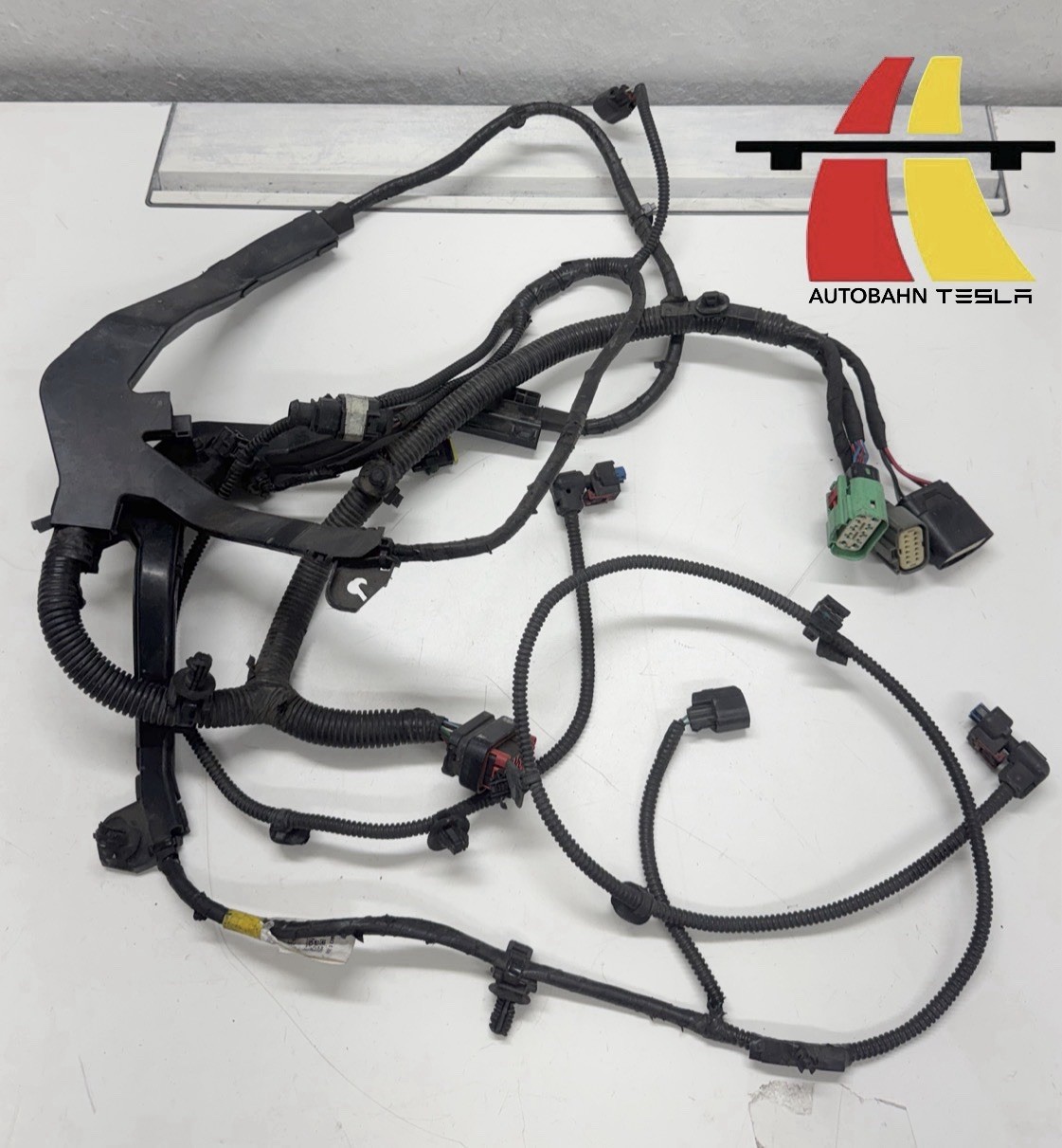 2016 - 2020 Tesla Model S Rear Subframe Coil Wire Harness 1004430-05-S 015