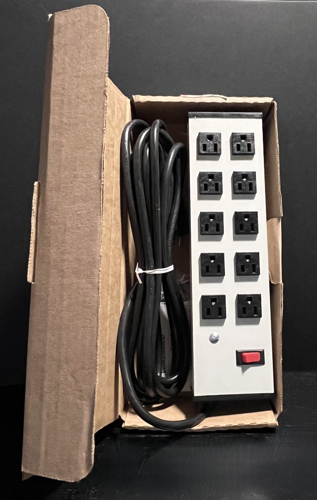 Wiremold UL210BD Plug In 10 Outlet Center 15A 15'Cord Power Strip New In Box