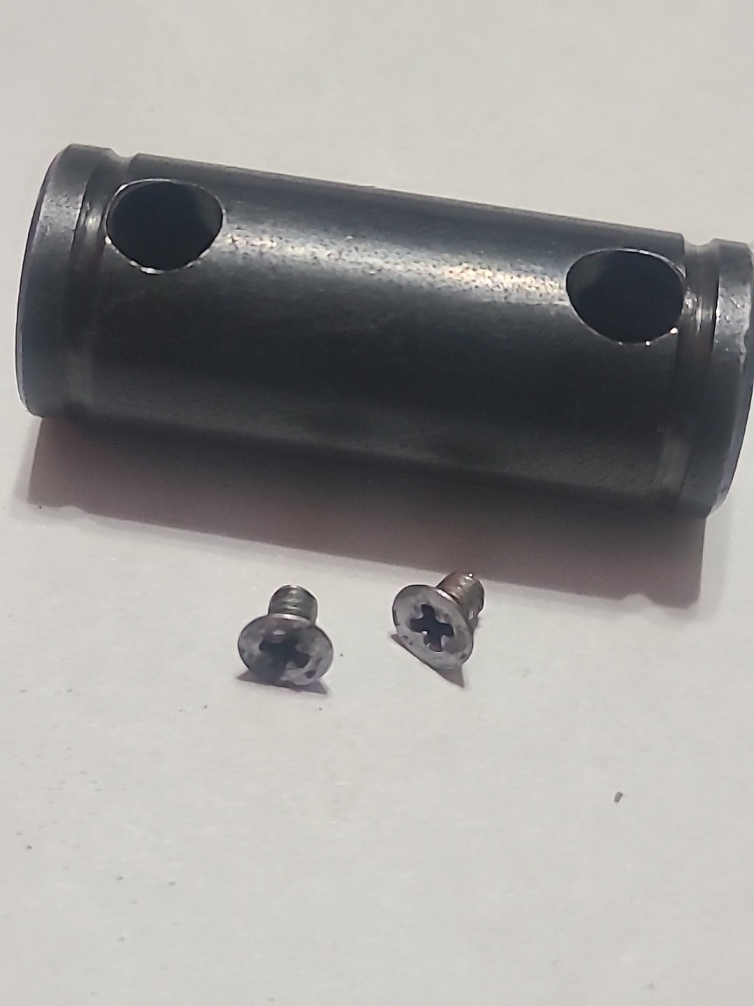 Traditions Buckhunter Inline .50 Cal. Muzzleloader METAL Thimble + screws