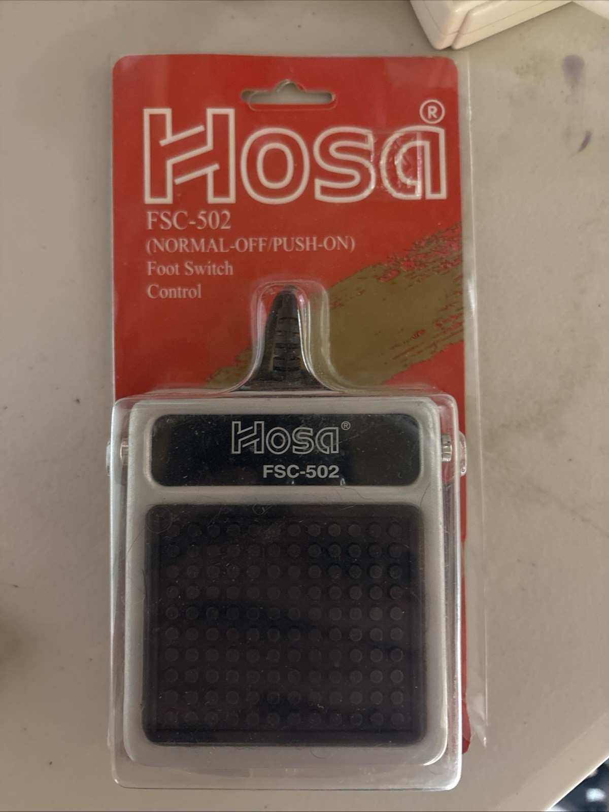 Hosa FSC-502 Momentary Footswitch - FSC502 Sustain Pedal ==